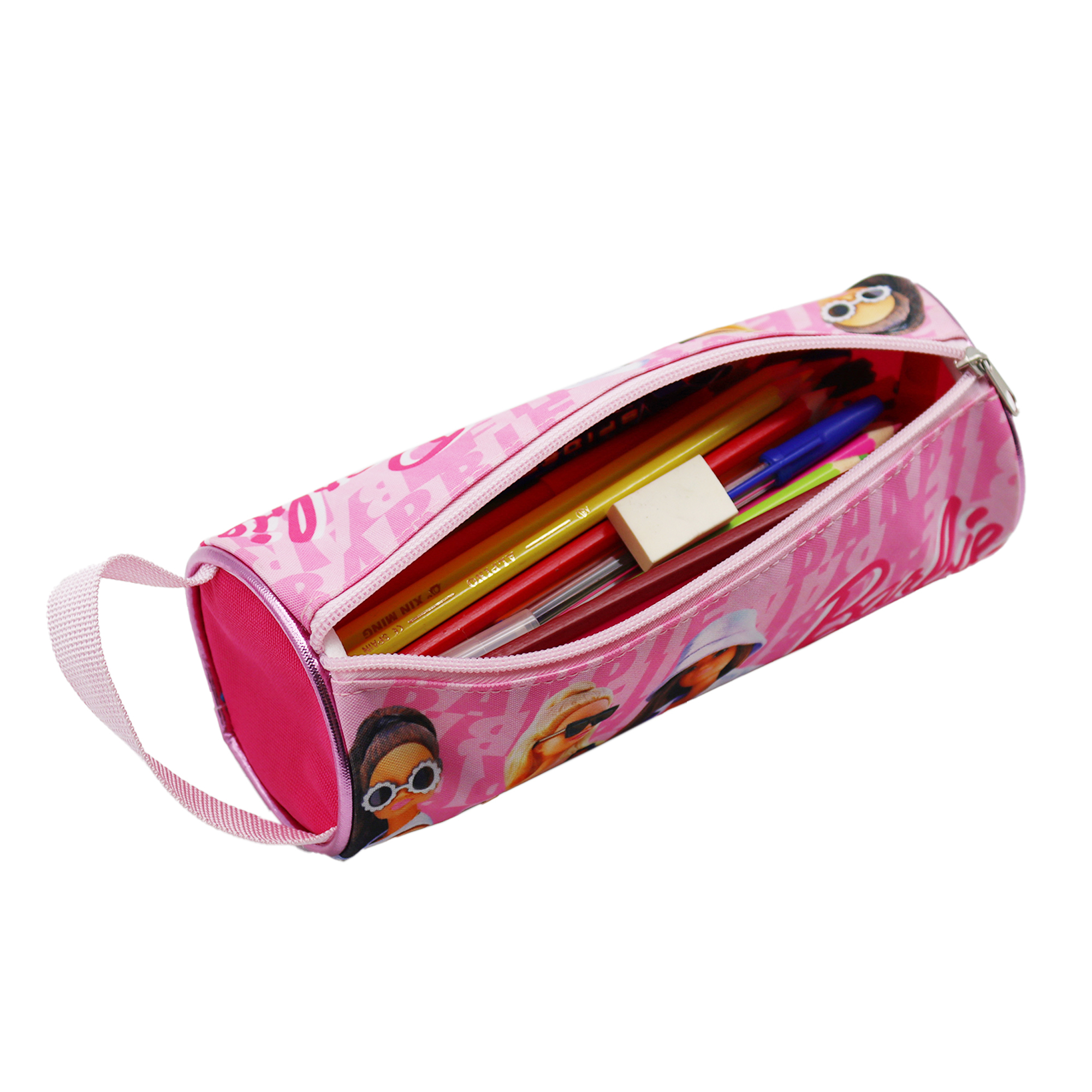 Un estuche rosa de Barbie con lápices, bolígrafos y una goma de borrar dentro. El estuche tiene cremallera y asa.