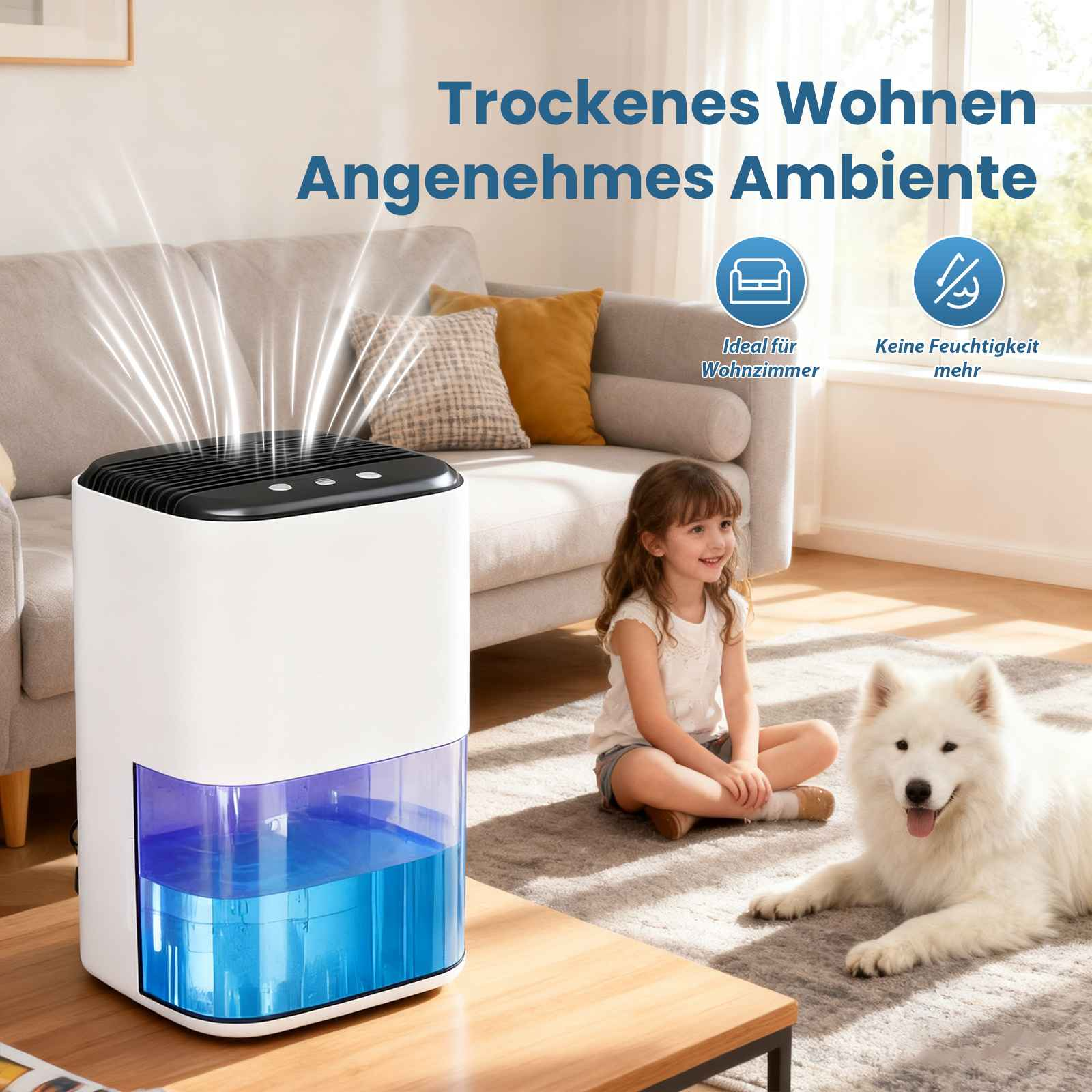 Ein weißer Luftentfeuchter mit blauem Wasser, ein Mädchen und ein weißer Hund auf einem Teppich.