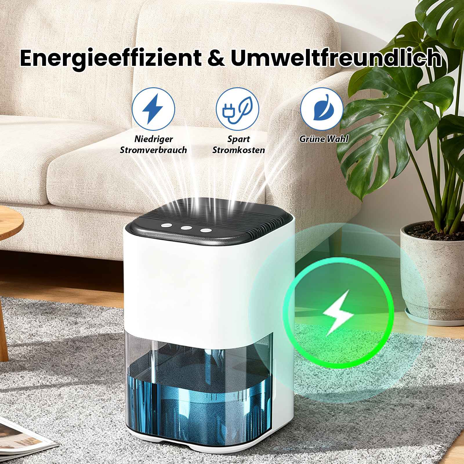 Weißer Luftreiniger mit blauem Wassertank, Icons und Text. Sofa und Pflanze im Hintergrund, auf einem Teppich.
