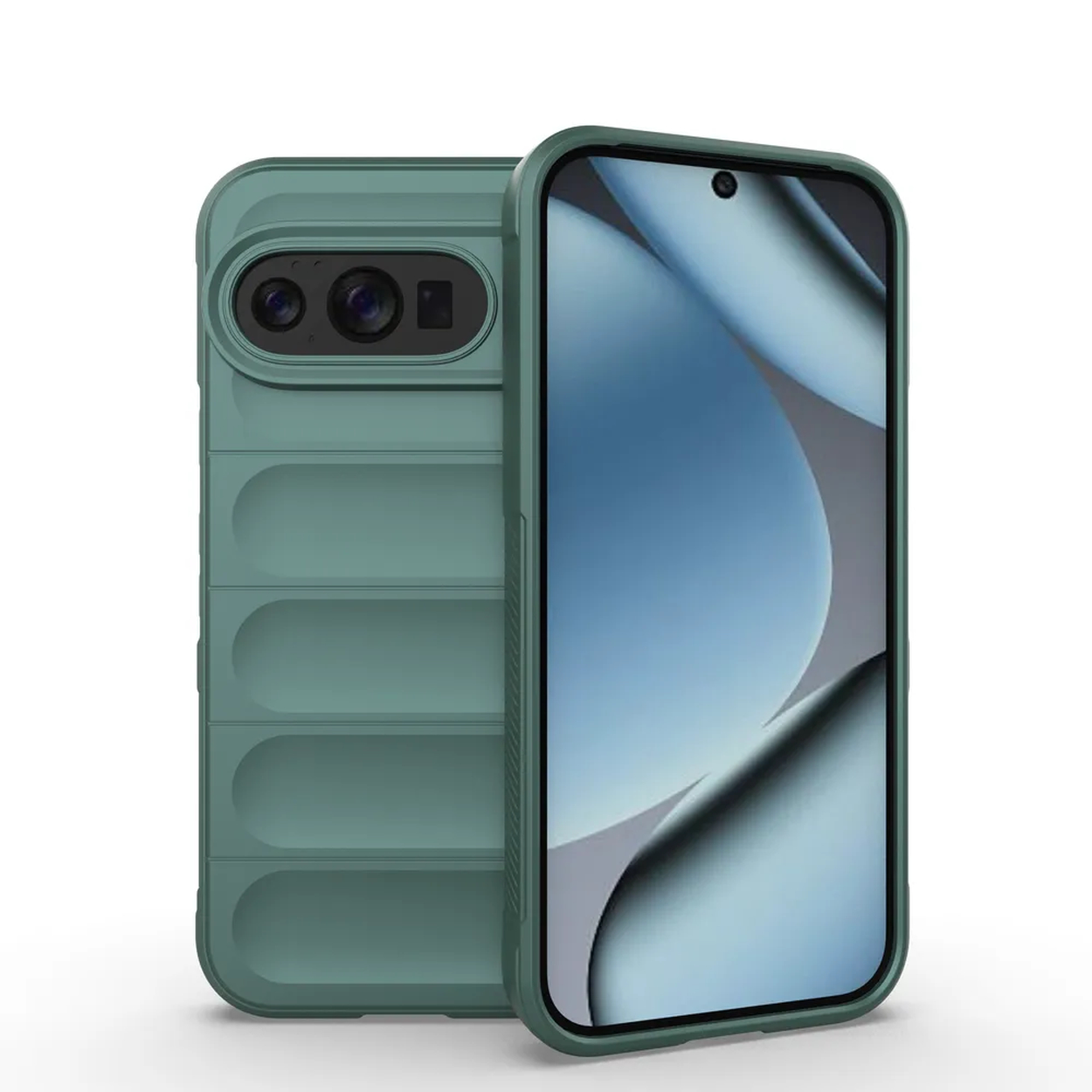 Een groene telefoonhoes met een telefoon erin. De hoes heeft een camera-uitsparing en een gestructureerde achterkant. Het scherm toont een blauw ontwerp.