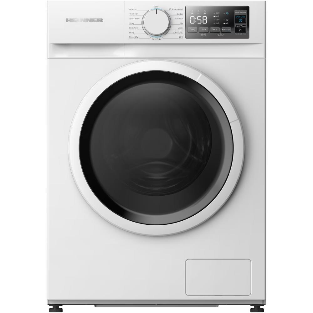 Een witte wasmachine met een zwarte deur. Het heeft een bedieningspaneel en een digitaal display met de tijd. Het merk is HEINNER.