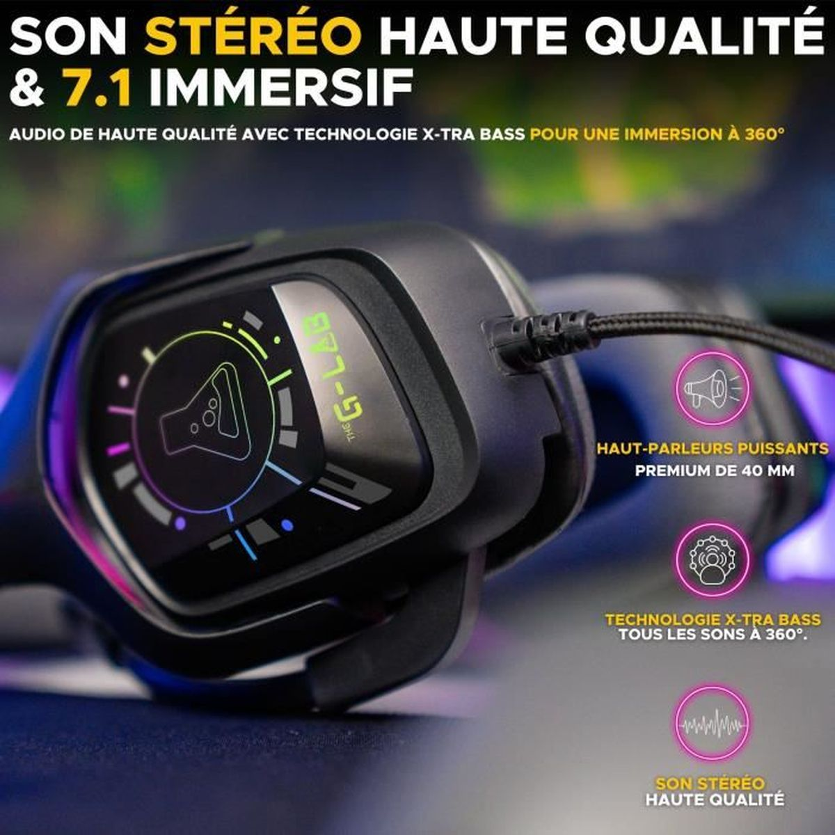 Nahaufnahme eines schwarzen Gaming-Headsets mit Textüberlagerung. Das Headset hat ein farbenfrohes Display und ein eingestecktes Kabel.