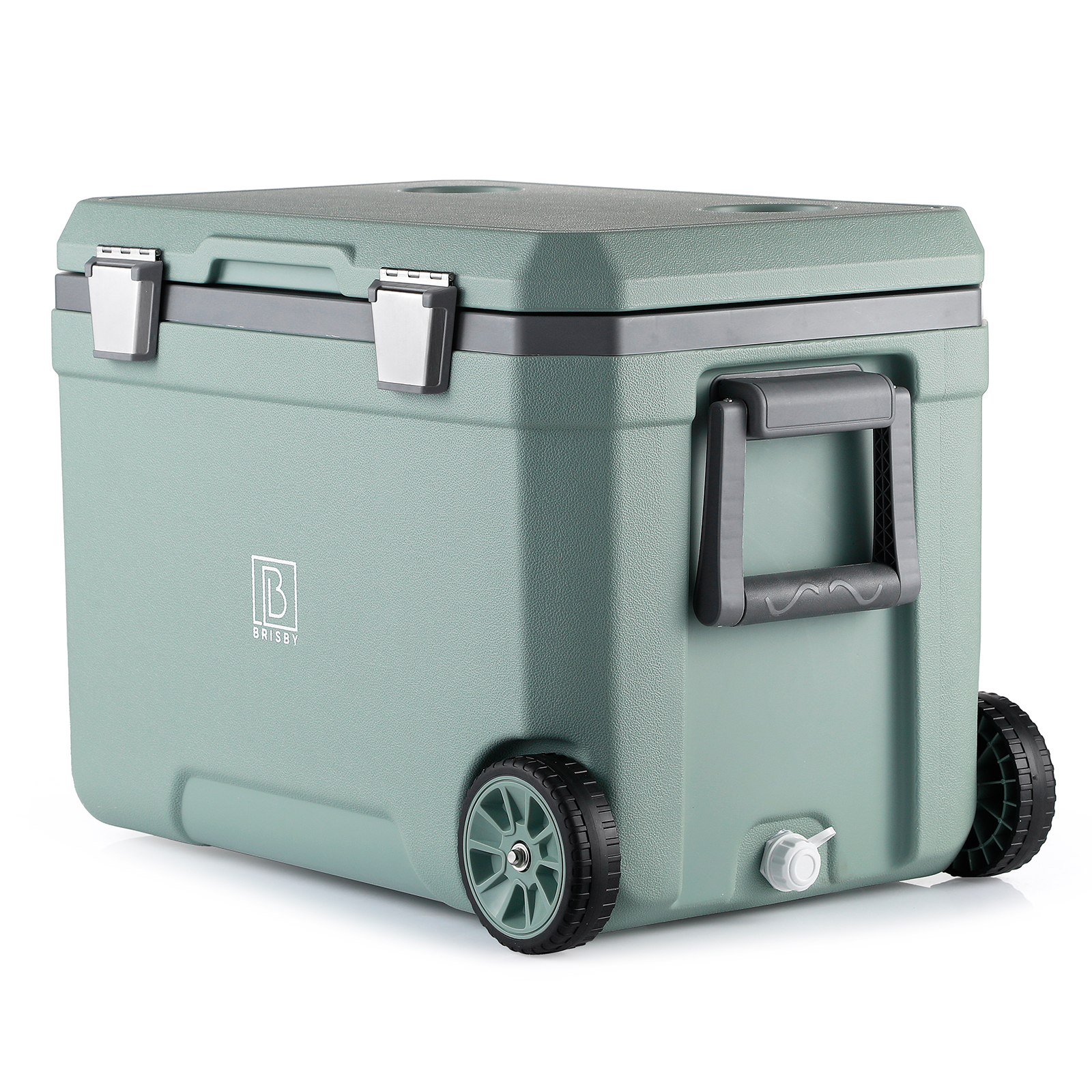 Een groene rollende koeler met handvat, wielen en zilveren grendels. Het heeft een waterafvoer, witte achtergrond.