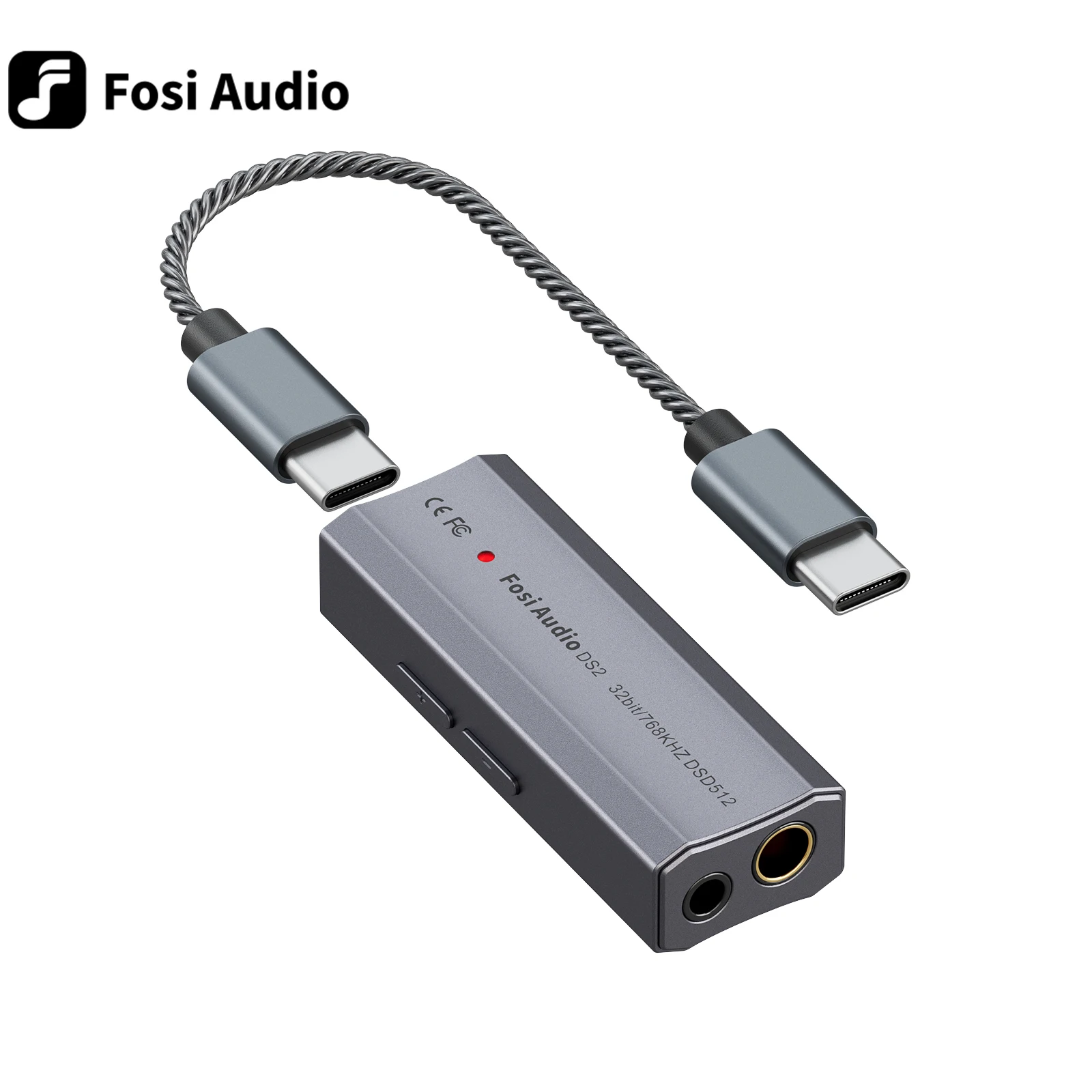 Un DAC Fosi Audio DS2 gris, avec un câble tressé et deux connecteurs USB-C. L'appareil a des prises casque.