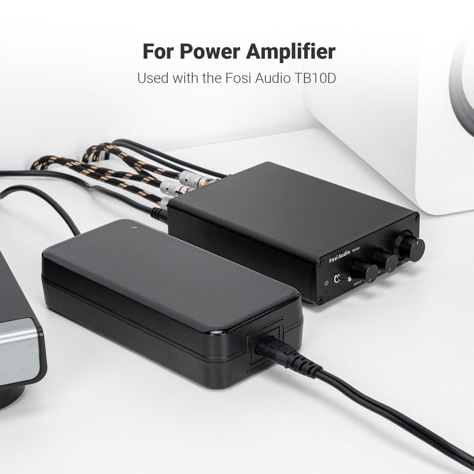 Un amplificateur noir et une alimentation sont connectés par des câbles. Le texte indique : 'For Power Amplifier'.