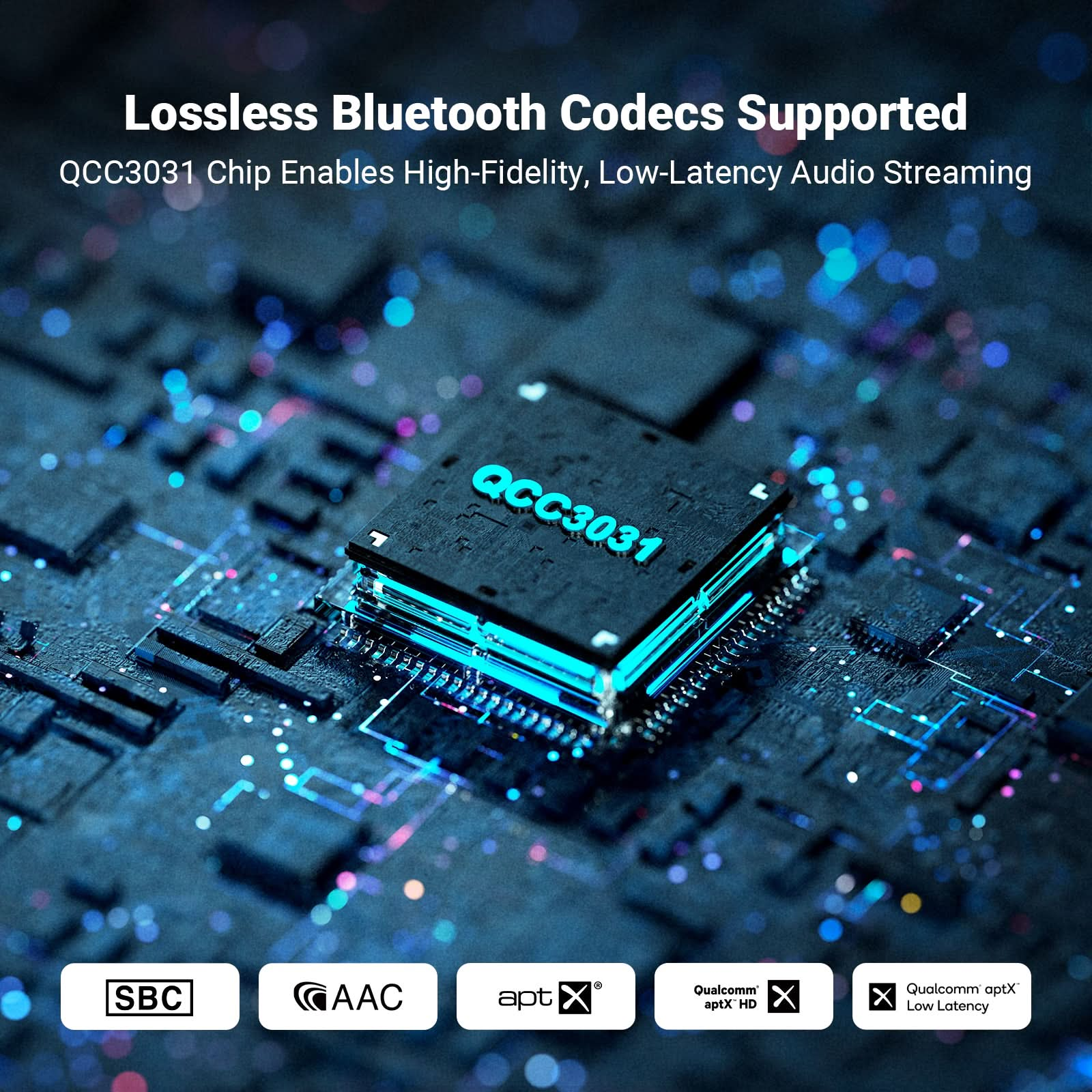 Gros plan sur une carte de circuit imprimé avec une puce QCC3031 et des logos de codecs audio : SBC, AAC, aptX.