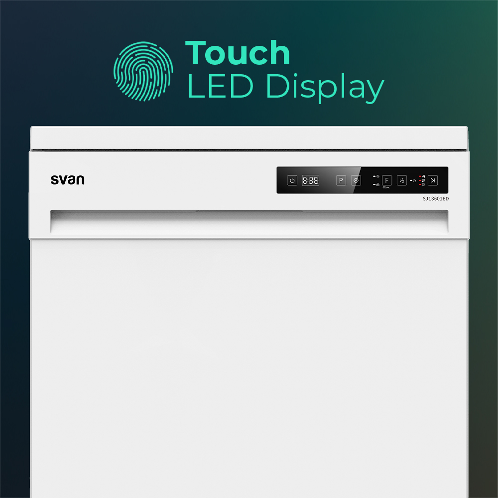 Electrodoméstico blanco con pantalla LED táctil. La pantalla muestra varios símbolos y números. La marca 'svan' es visible.