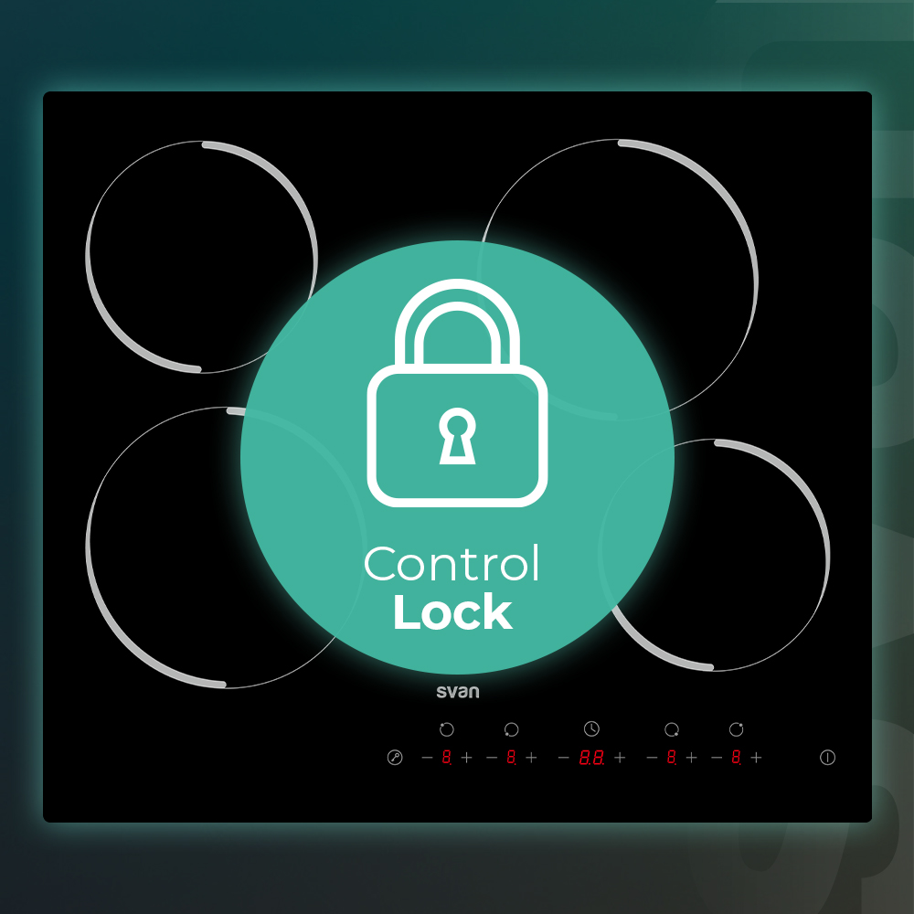Una placa de inducción negra con cuatro zonas de cocción, un icono verde de bloqueo de control y pantallas digitales. La marca 'svan' abajo.