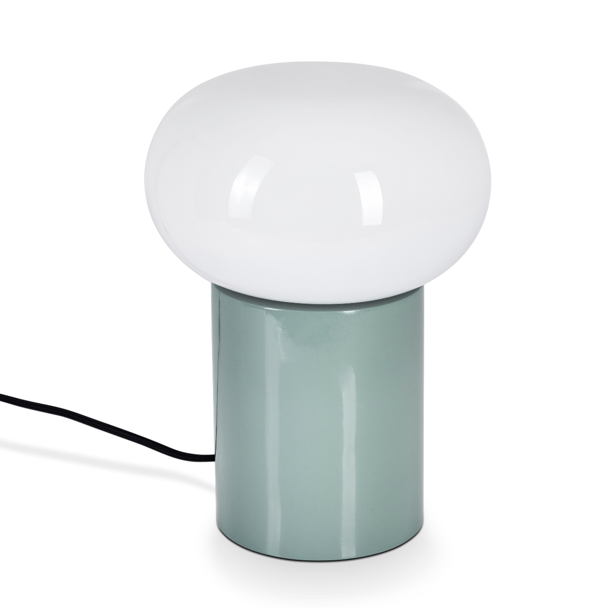 Eine moderne Lampe mit weißem, rundem Schirm auf einem zylindrischen, hellgrünen Sockel. Ein schwarzes Kabel geht von der Basis aus.