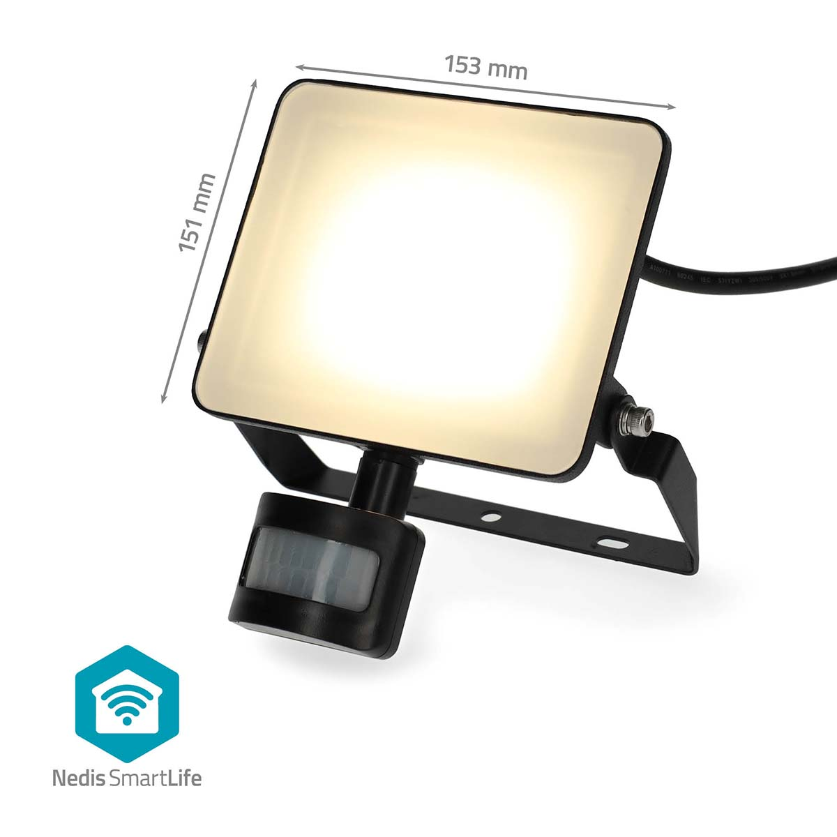 Een vierkante LED-schijnwerper met bewegingssensor. Zwart, met wit licht en afmetingen. Logo 'Nedis SmartLife' zichtbaar.