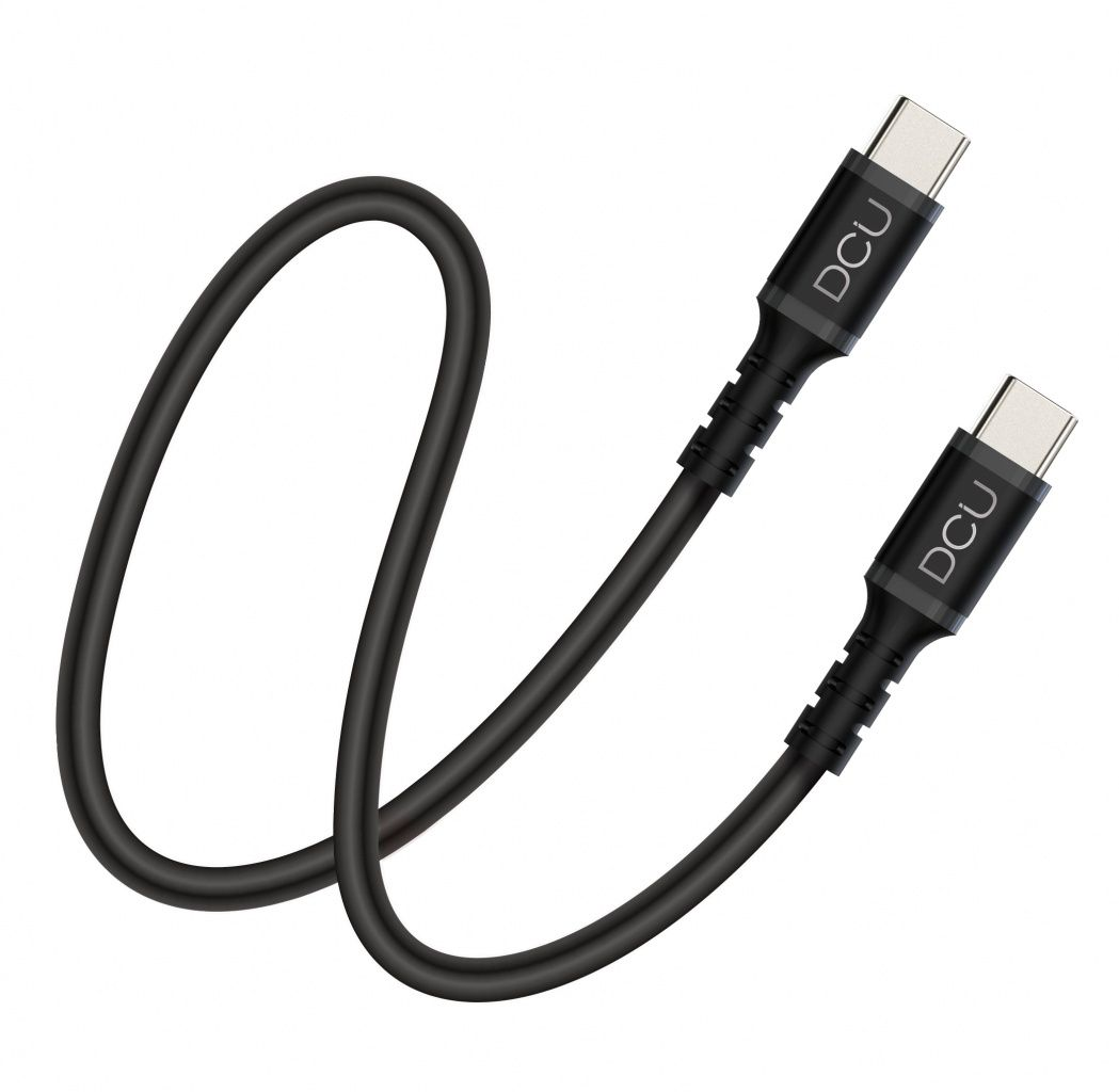 Een zwarte USB-C-kabel met twee uiteinden. De kabel is gebogen. Op elk uiteinde staat "DCU" gedrukt.