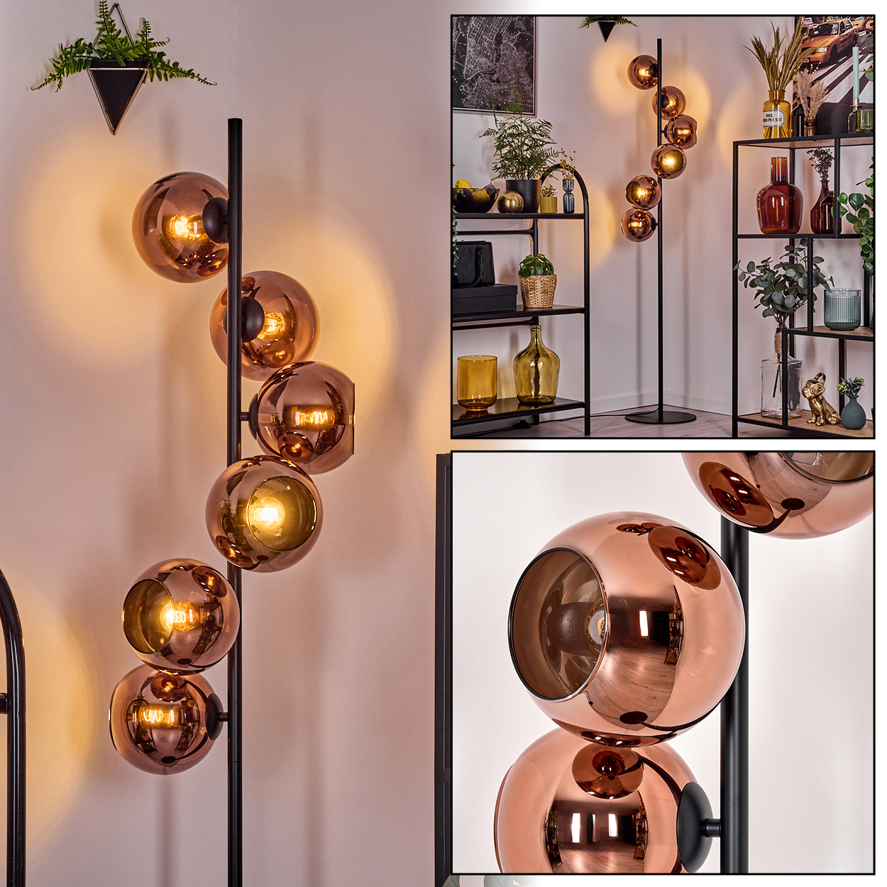 Eine moderne Stehlampe mit kupferfarbenen Glaskugeln leuchtet. Regale mit Pflanzen und Dekoration befinden sich im Hintergrund.