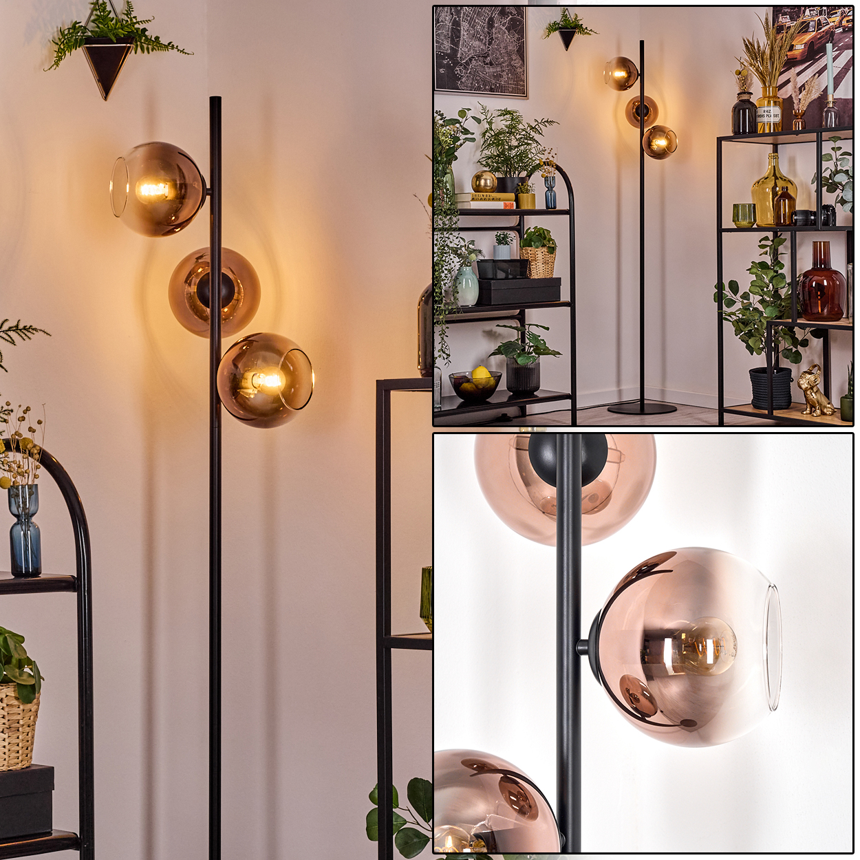 Eine moderne Stehlampe mit drei kugelförmigen Schirmen. Regale mit Pflanzen und Dekoration sind sichtbar. Die Lampe ist schwarz mit kupferfarbenen Kugeln.