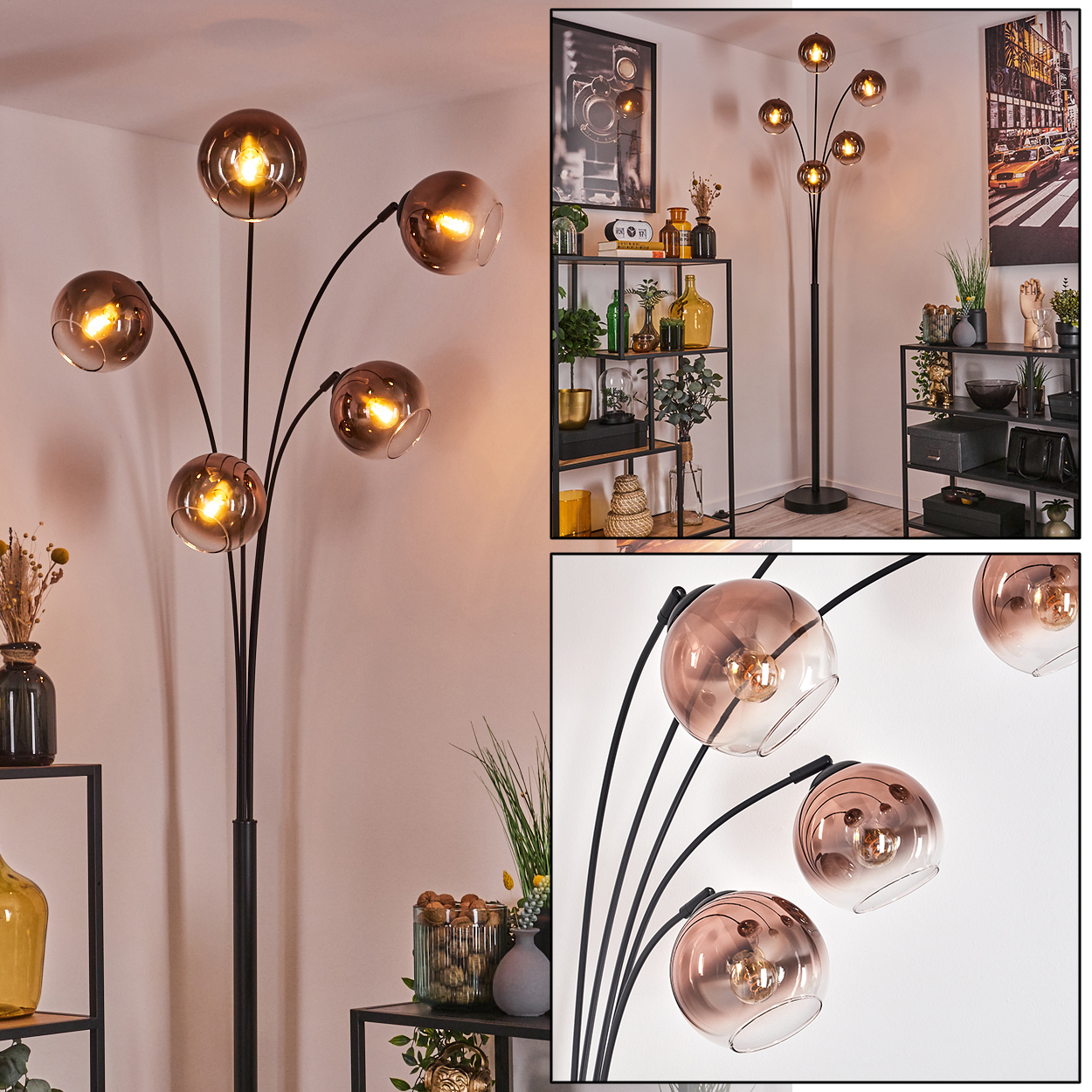 Eine moderne Stehlampe mit sechs Glaskugel-Schirmen. Die Lampe ist schwarz mit rundem Fuß. Im Hintergrund befinden sich Regale und Dekorationen.