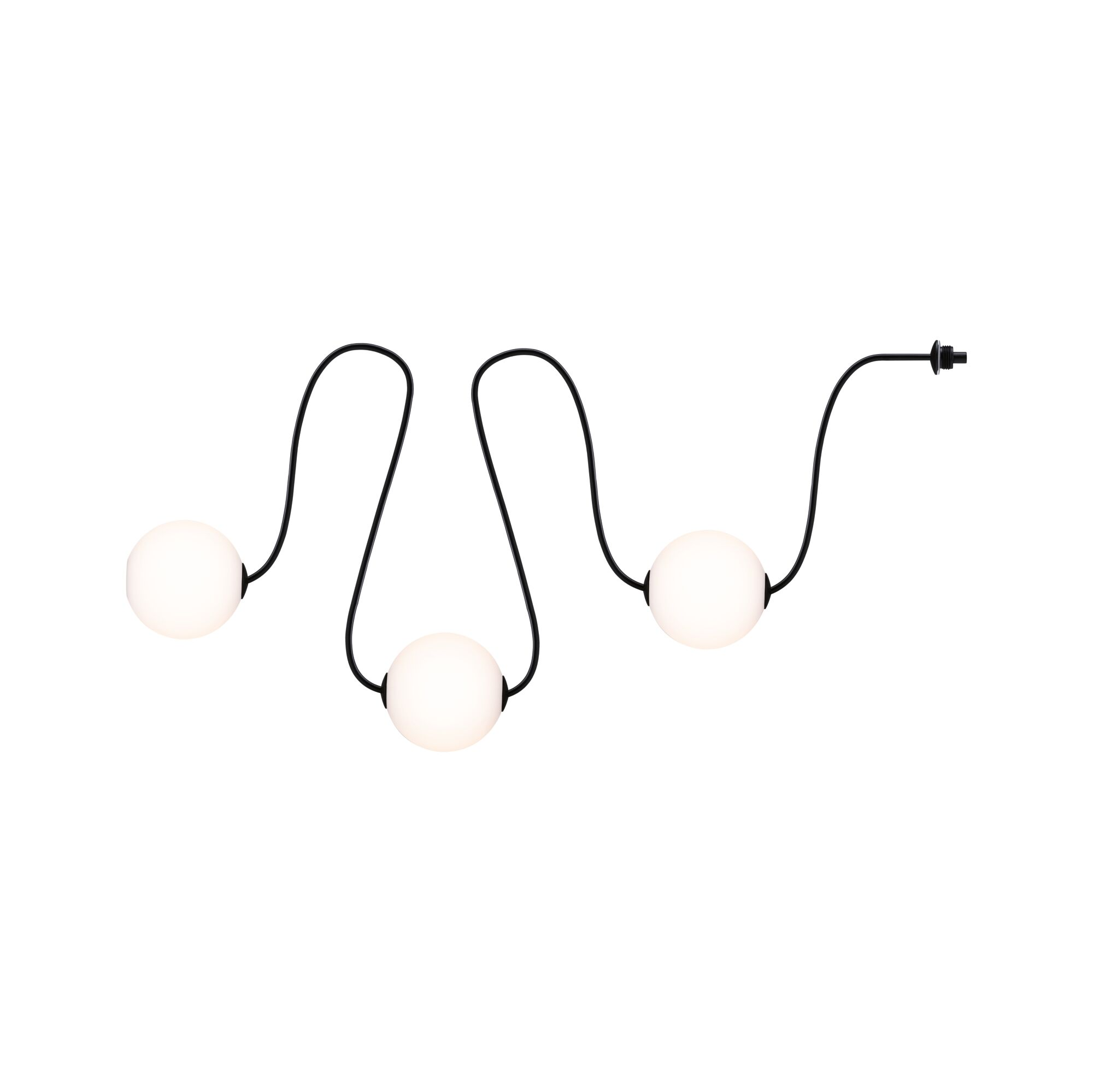 Nowoczesna lampa z trzema białymi kulistymi światłami połączonymi czarnymi zakrzywionymi przewodami na białym tle.