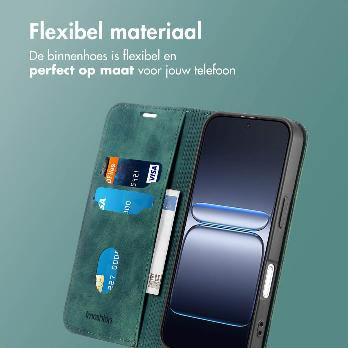 Una custodia verde con un telefono all'interno. Carte di credito e banconota nella custodia. Testo olandese in alto.