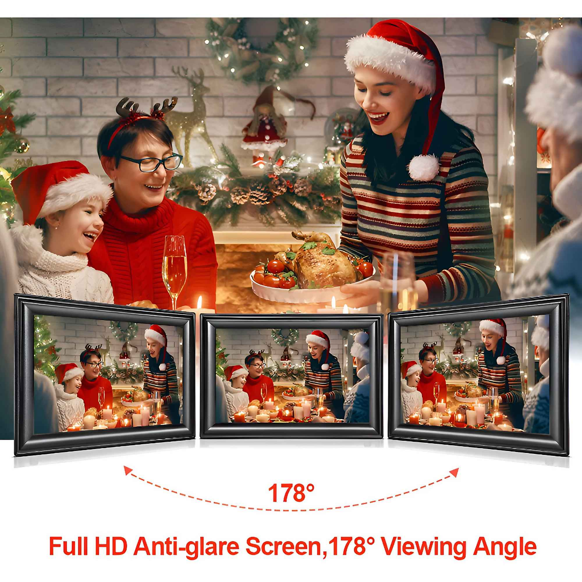 Eine Familie feiert Weihnachten. Eine Frau hält einen Truthahn. Drei Bildschirme zeigen die Szene. Text: Full HD Anti-Glare.