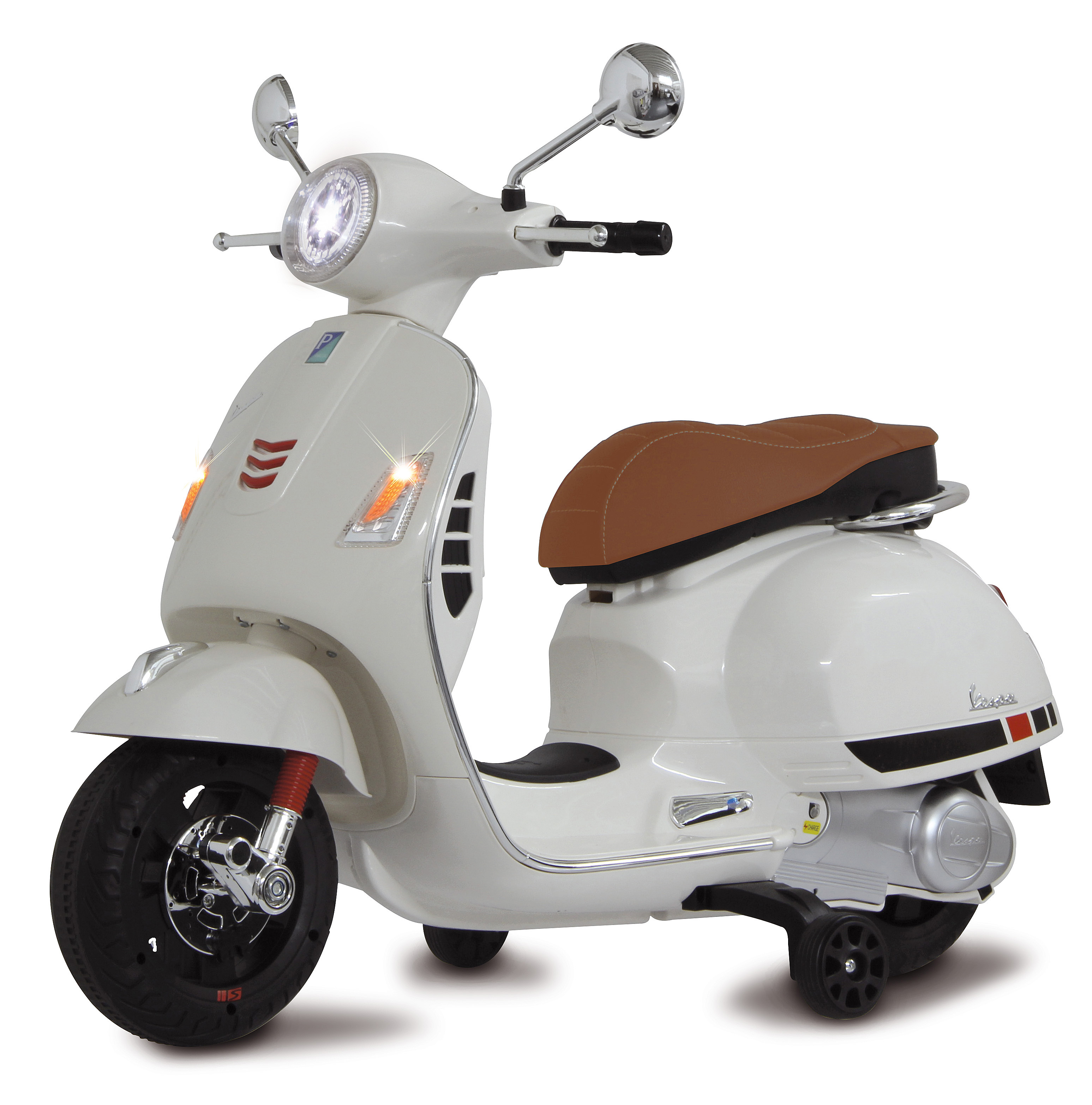 Scooter Vespa giocattolo bianco con sedile marrone, pneumatici neri e finiture cromate. Fari e indicatori di direzione accesi.