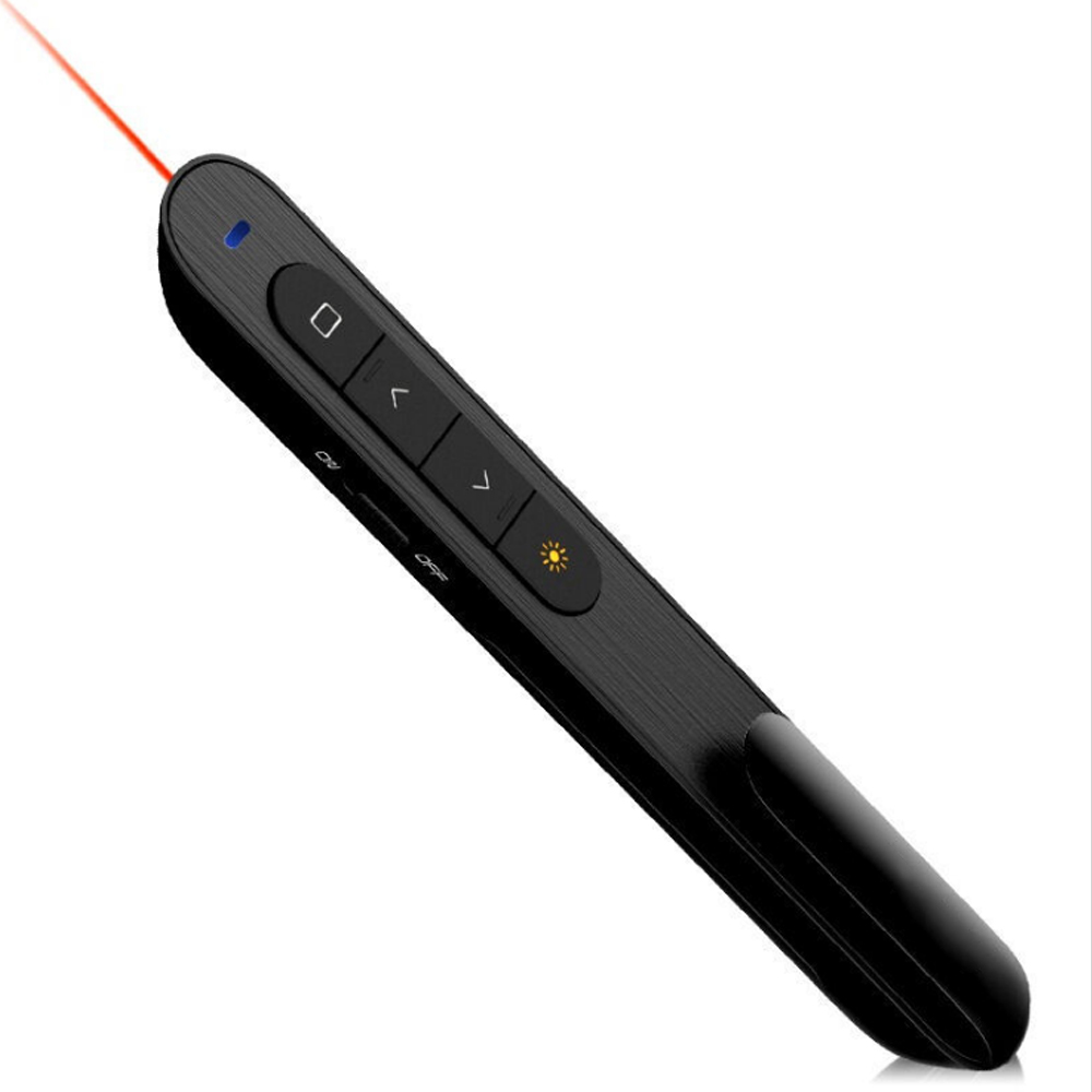 Schwarze Präsentationsfernbedienung mit Tasten und einem roten Laserpointer. Tasten umfassen Wiedergabe, zurück und vor.