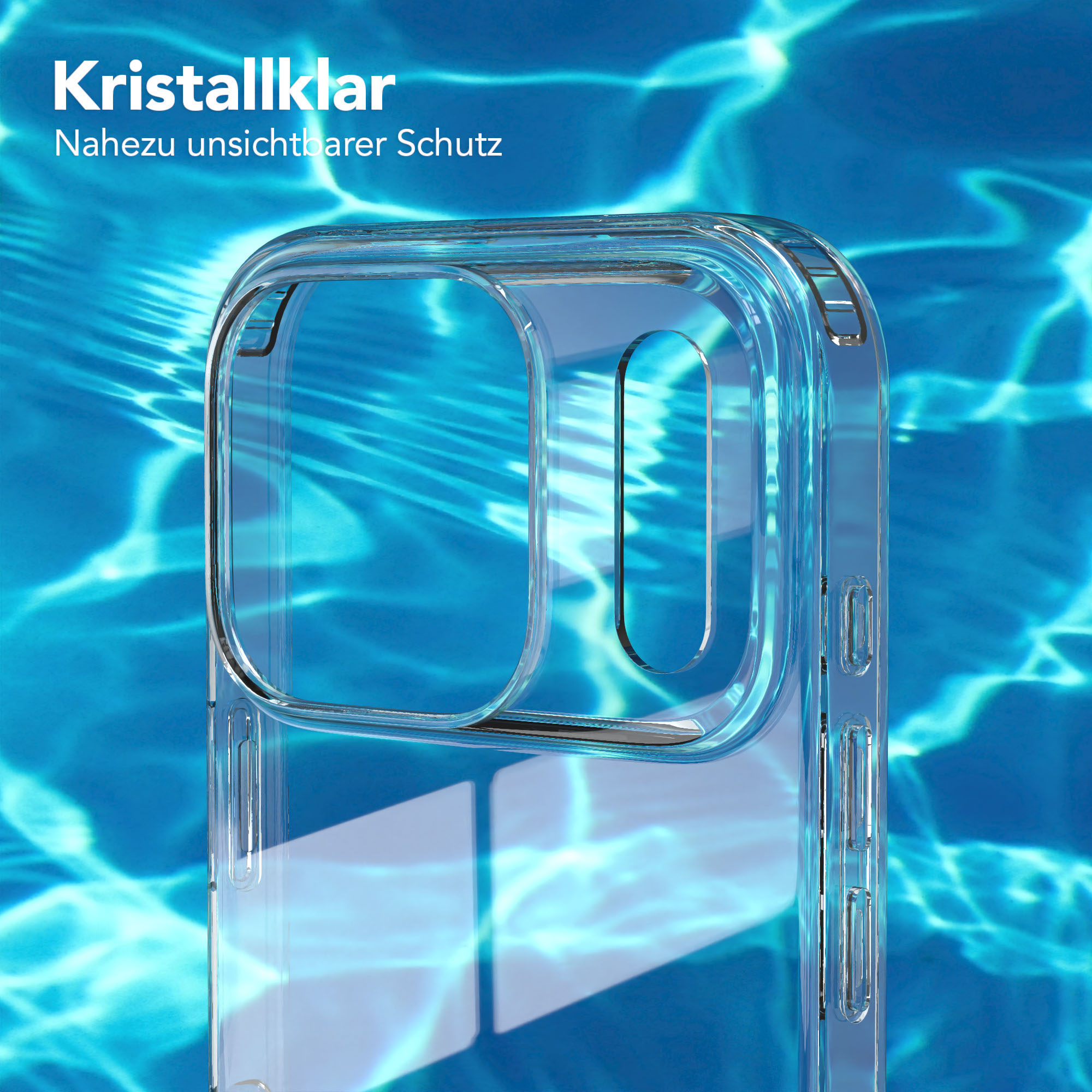 Eine transparente Handyhülle vor einem blauen Hintergrund mit wasserähnlichen Reflexen wird gezeigt.