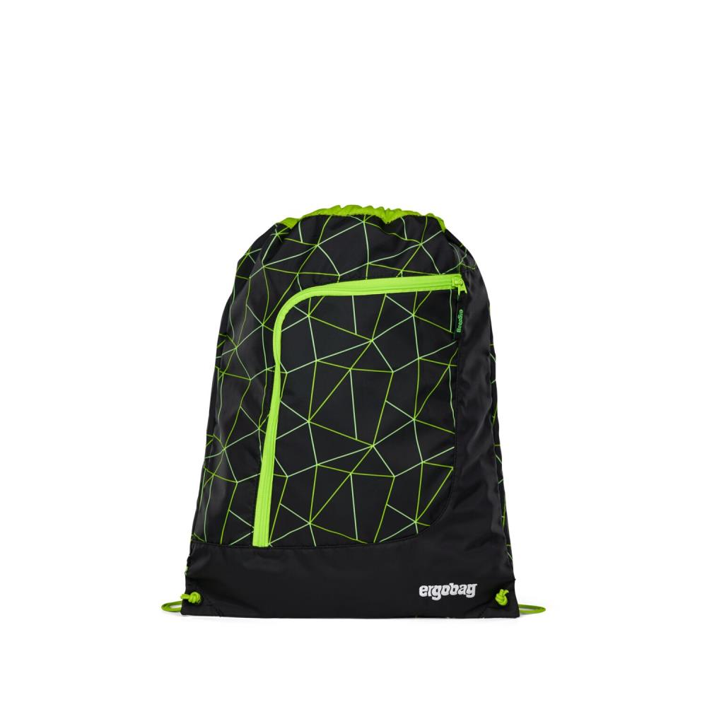 Ein schwarzer Turnbeutel mit geometrischem grünen Muster, grünem Reißverschluss und grünem Kordelzug. Der Markenname 'ergobag' ist sichtbar.