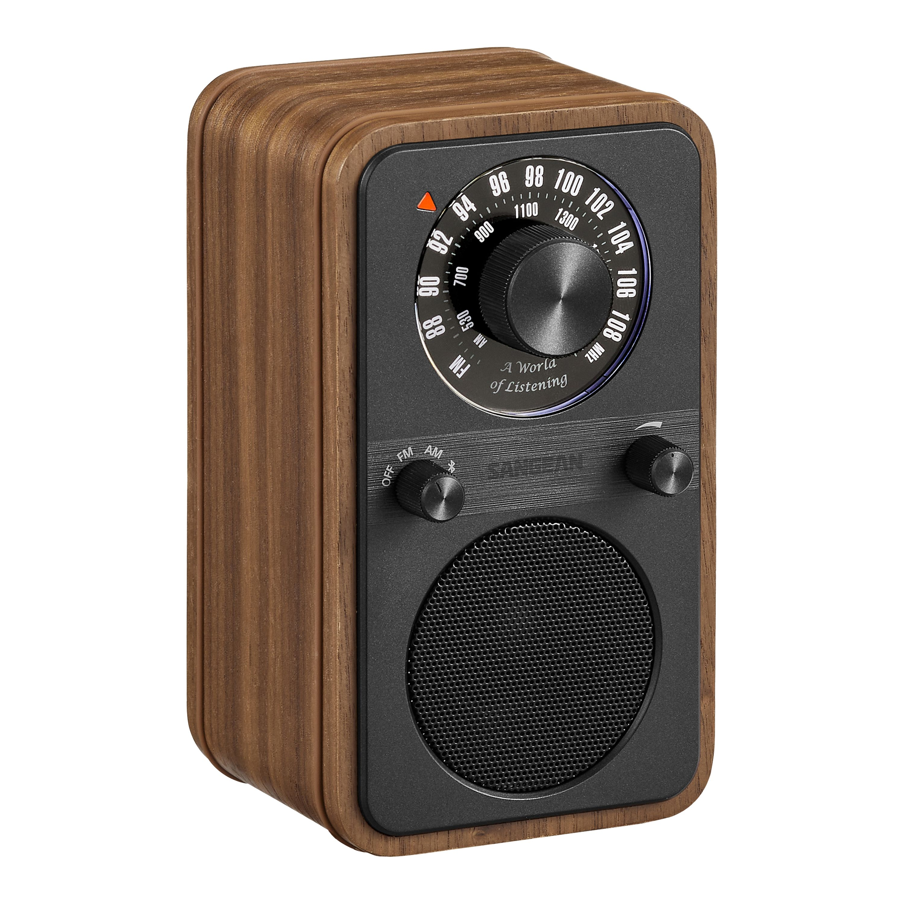 Holzradio mit schwarzer Frontplatte, Lautsprecher, Knöpfen und Skala zum Einstellen.