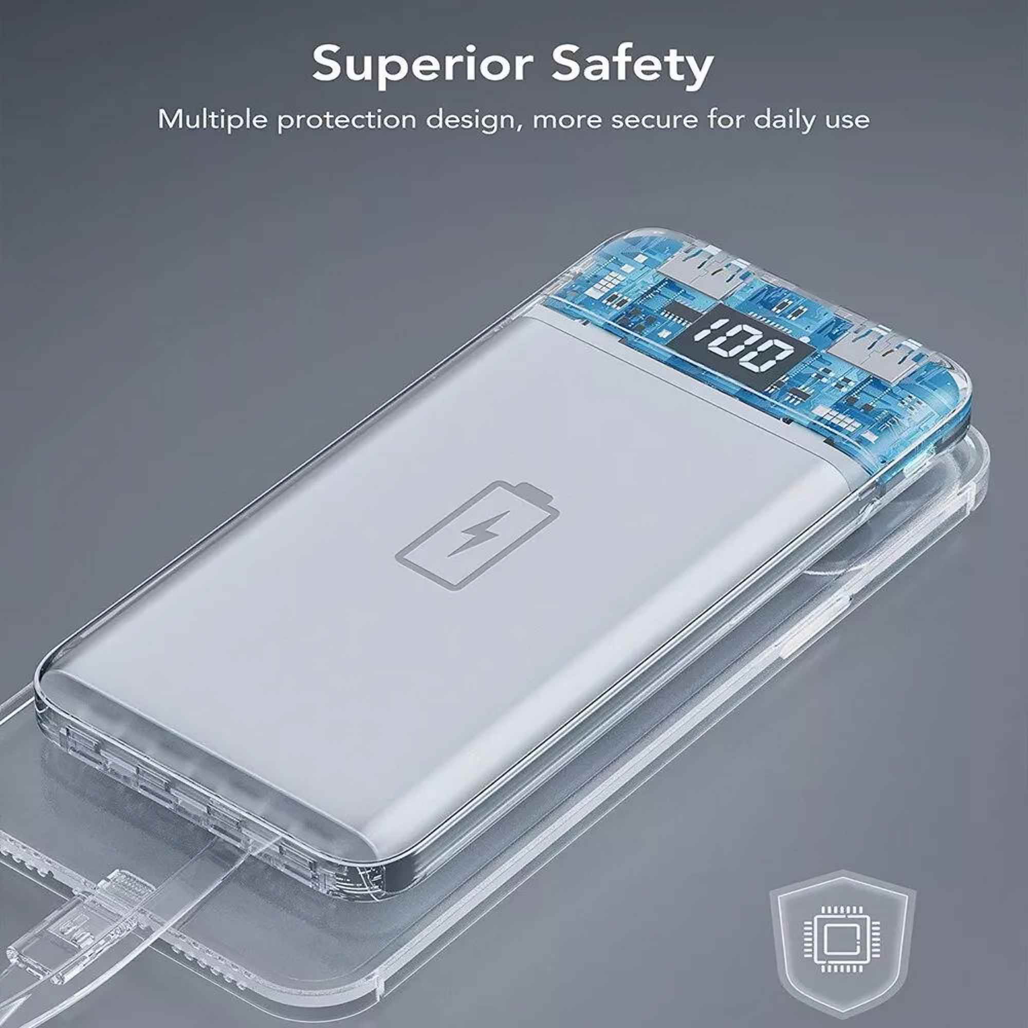 Eine silberne Powerbank mit digitaler Anzeige, die 100 % anzeigt. Die Powerbank befindet sich auf einer durchsichtigen Kunststoffbasis.