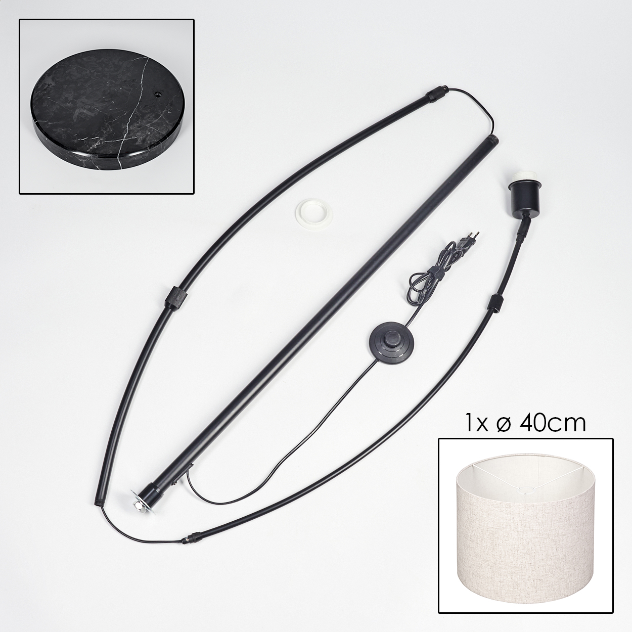 Zerlegte schwarze Stehlampenteile, darunter ein Marmorsockel, eine Stange, ein Lampenschirm und Kabel, alles auf weißem Hintergrund.