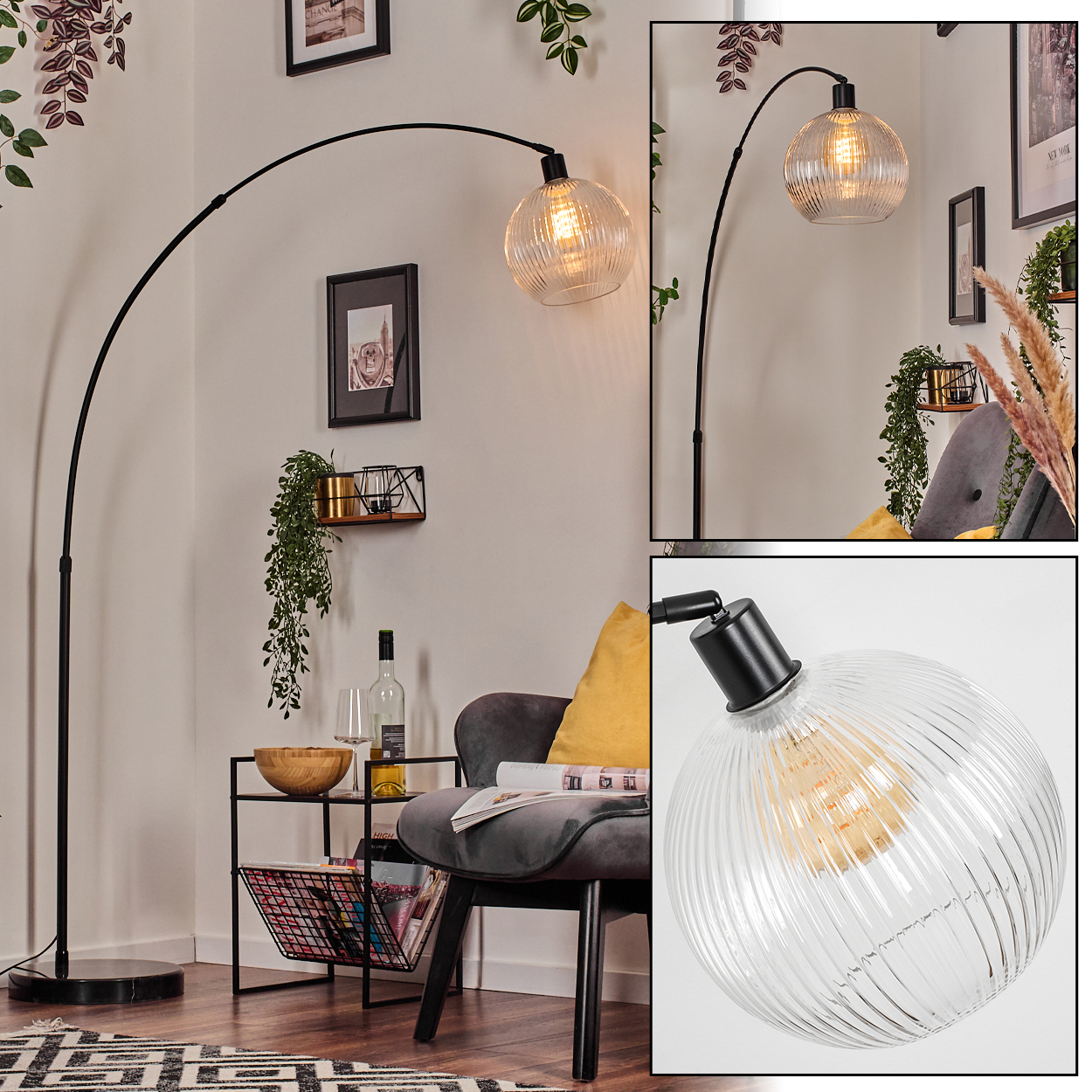 Ein modernes Wohnzimmer mit einer schwarzen Bogenlampe. Ein Glasschirm ist beleuchtet. Ein schwarzer Beistelltisch mit Zeitschriften, ein Stuhl und Wandkunst.