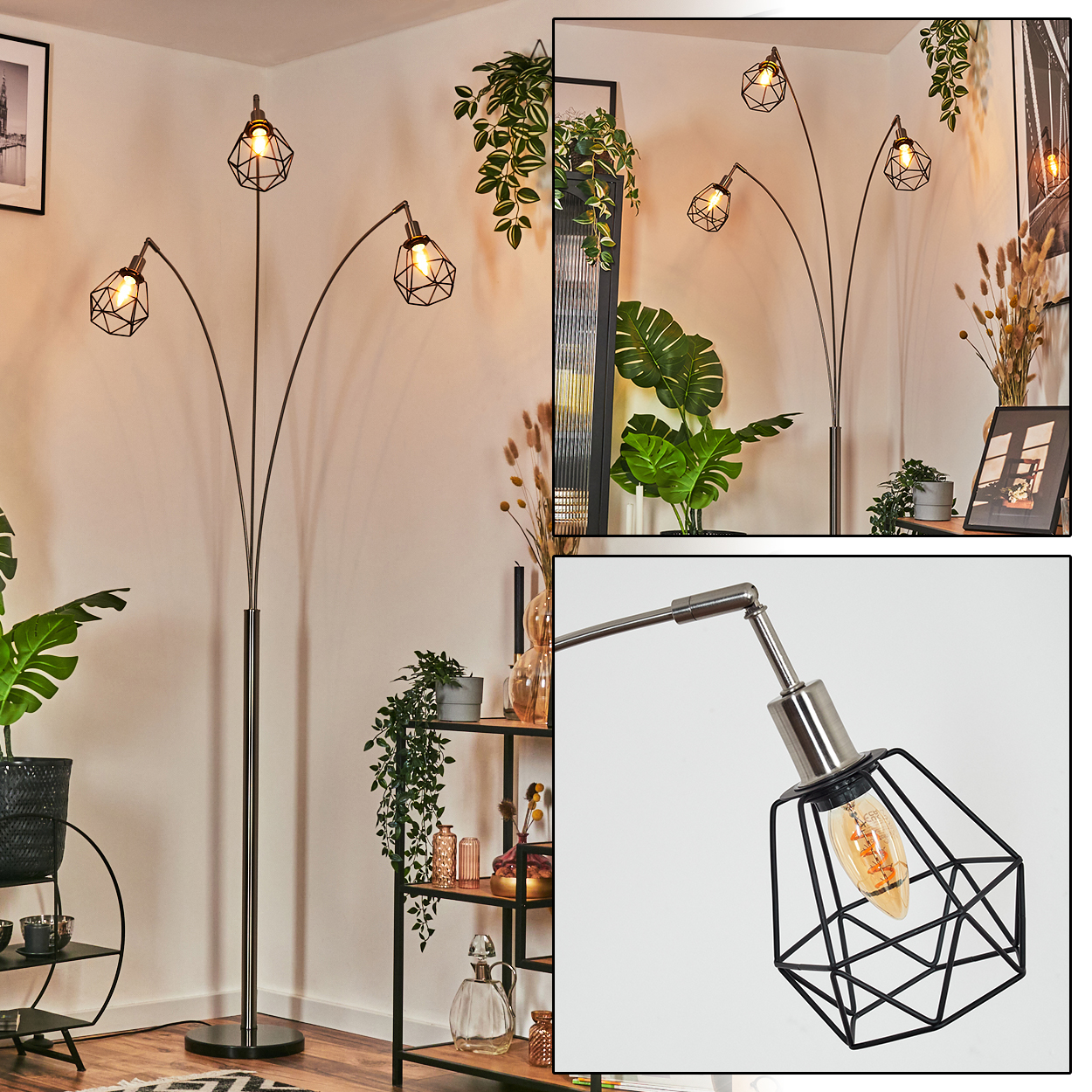 Eine moderne Stehlampe mit drei Lichtern. Die Lampe hat ein schwarzes Metallgestell und geometrische Schirme. Pflanzen und Dekor im Hintergrund.