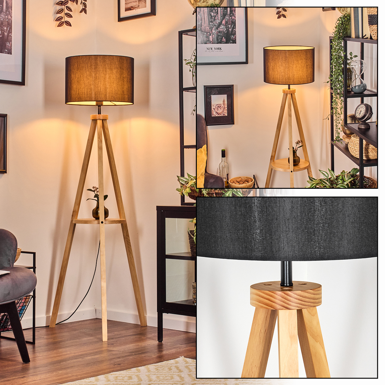 Eine hölzerne Stativ-Stehlampe mit schwarzem Lampenschirm steht in einem Raum. Andere Möbel und Dekorationen sind im Hintergrund.