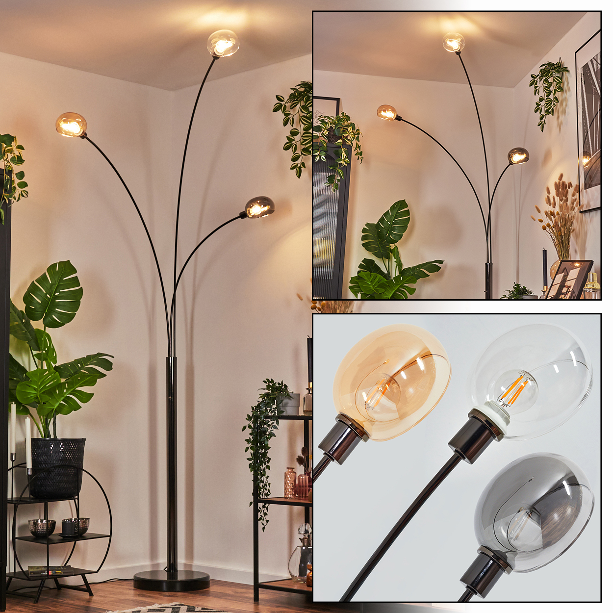 Eine moderne schwarze Stehlampe mit drei gebogenen Armen, die jeweils eine leuchtende Glühbirne halten. Pflanzen und Dekoration umgeben sie.