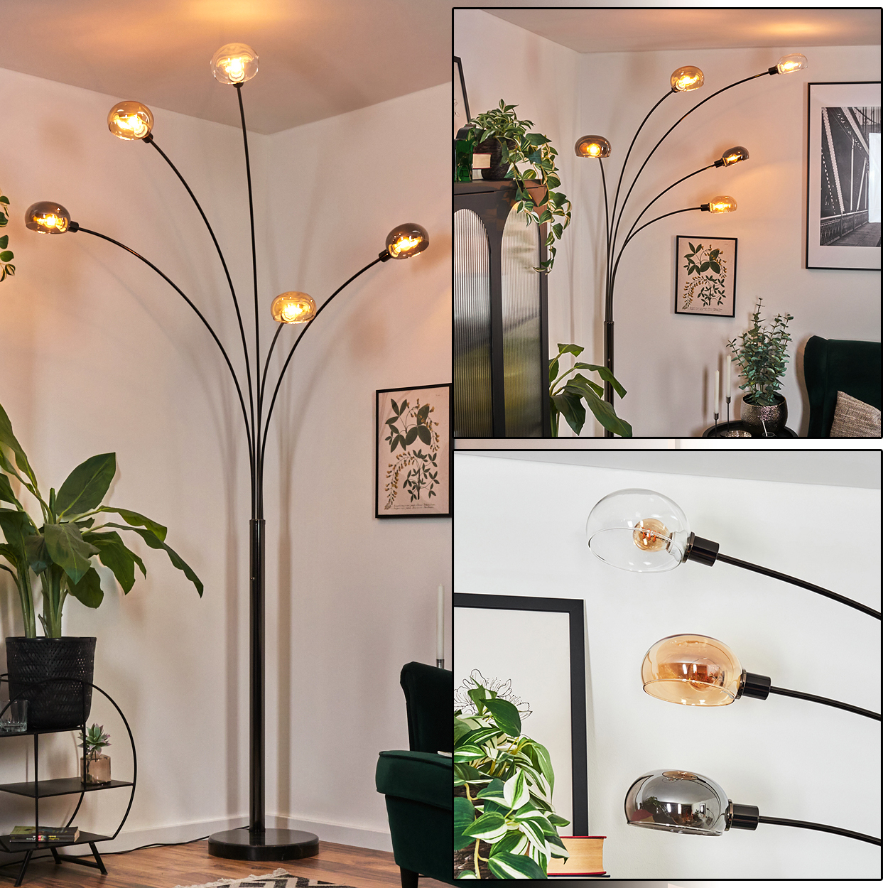 Eine moderne Stehlampe mit mehreren gebogenen Armen, die jeweils eine leuchtende Glühbirne halten. Pflanzen und ein dunkelgrüner Sessel im Hintergrund.