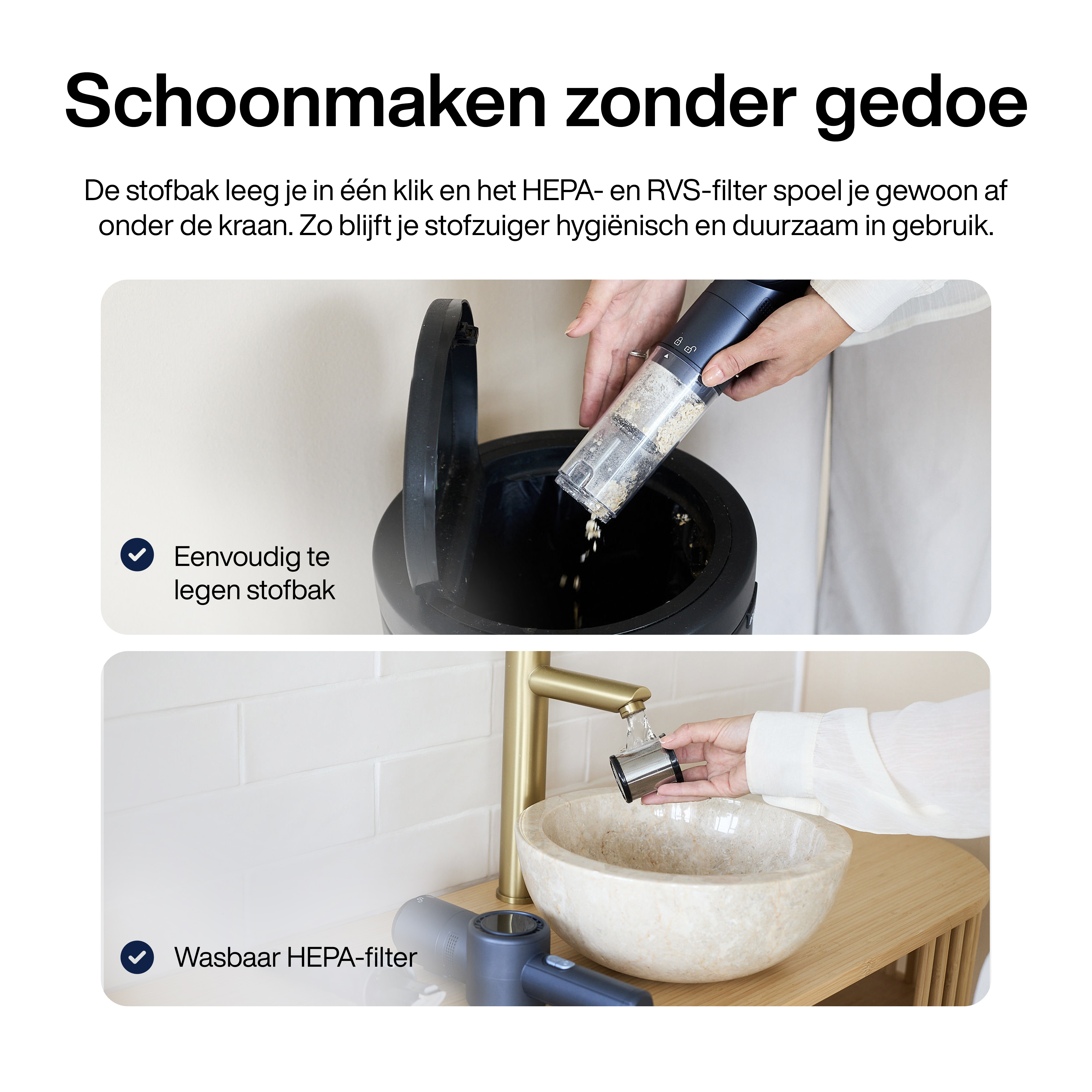 Een persoon leegt de stofcontainer van een stofzuiger. Een ander wast het HEPA-filter onder een kraan.