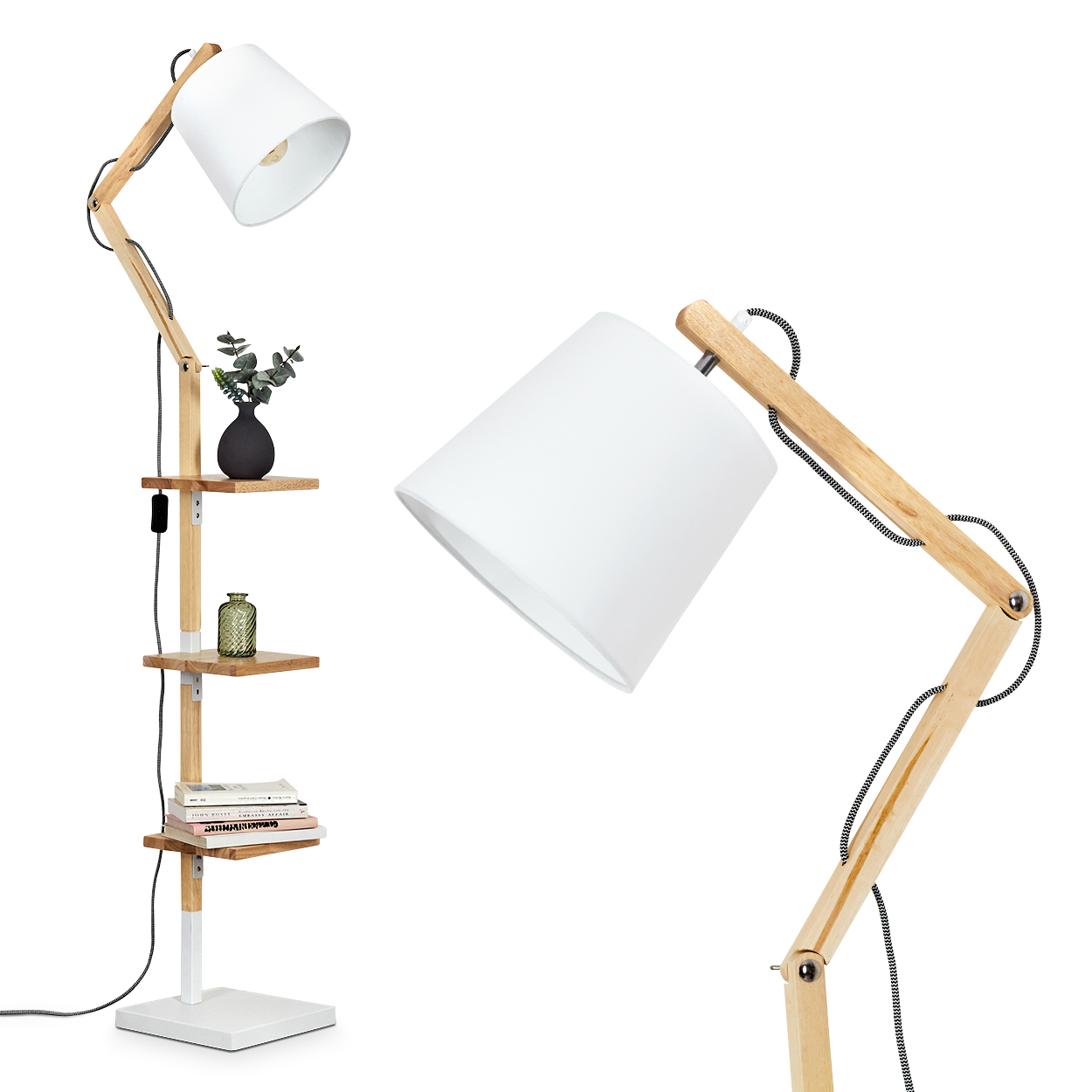 Eine Stehlampe mit weißem Lampenschirm, Holzrahmen und Regalen. Sie hat eine schwarze Vase und Bücher auf den Regalen.