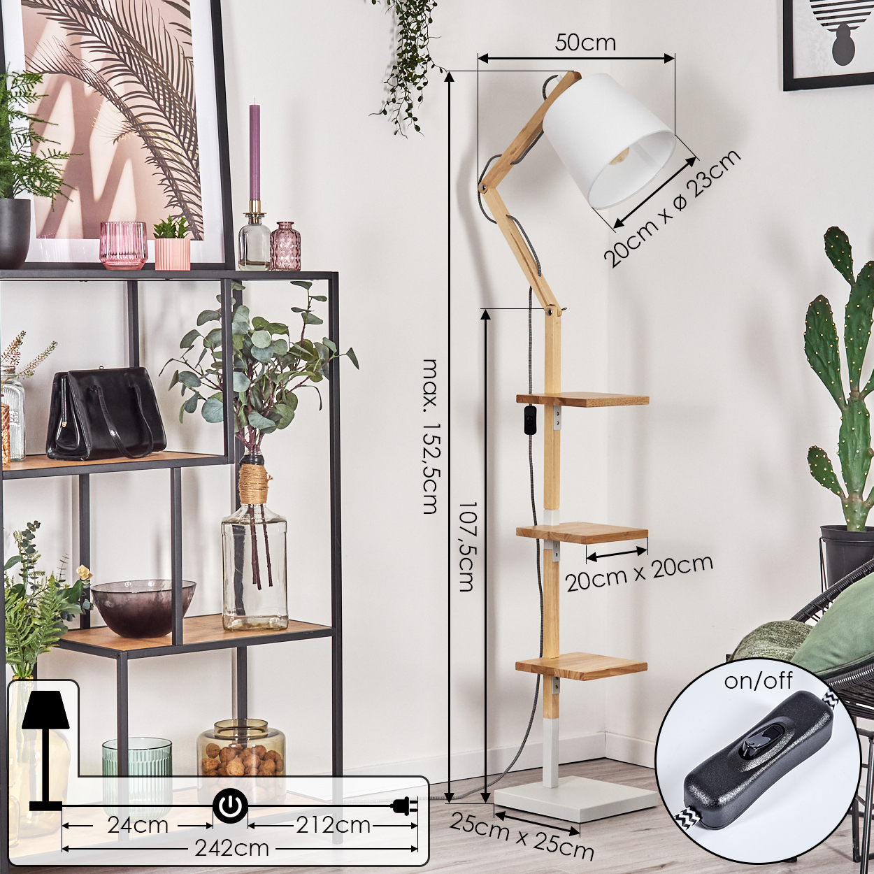 Eine Stehlampe mit Regalen. Ein weißer Lampenschirm und Holzrahmen mit Pflanzen und Dekoration. Abmessungen sind ebenfalls angegeben.