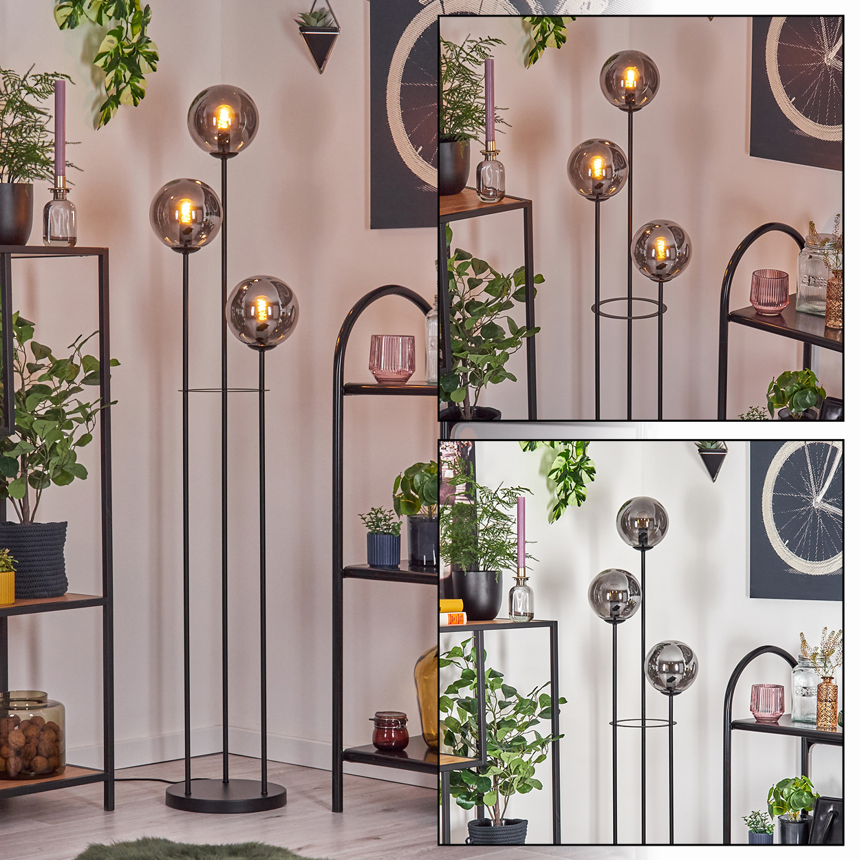 Ein modernes Zimmer mit einer Stehlampe mit drei kugelförmigen Lichtern. Regale halten Pflanzen und Dekorationsgegenstände. Ein Fahrradrad-Kunstwerk ist sichtbar.