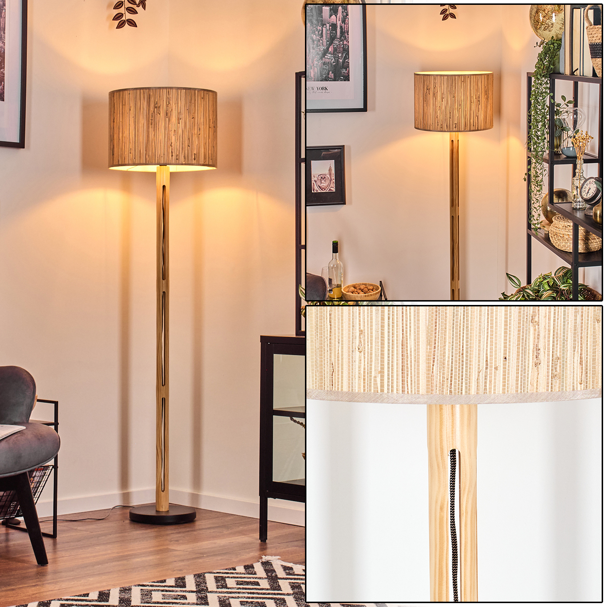 Eine hohe Stehlampe aus Holz mit zylindrischem Lampenschirm. Der Raum hat einen Teppich, einen Stuhl und Regale mit Dekoration.