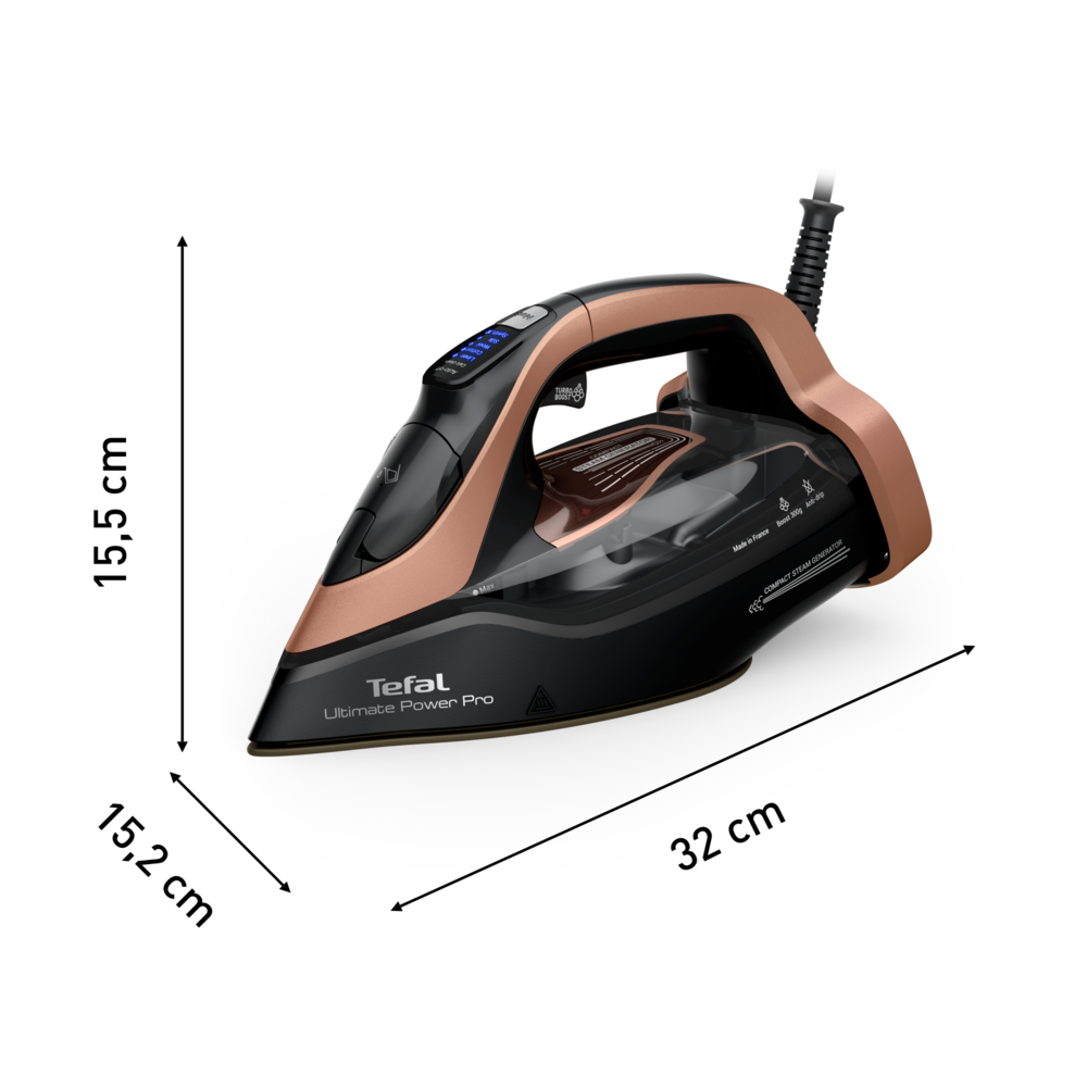 Een Tefal Ultimate Power Pro strijkijzer. Zwart en koper van kleur. Afmetingen worden met pijlen aangegeven: 15,5 cm hoog, 15,2 cm breed en 32 cm lang.