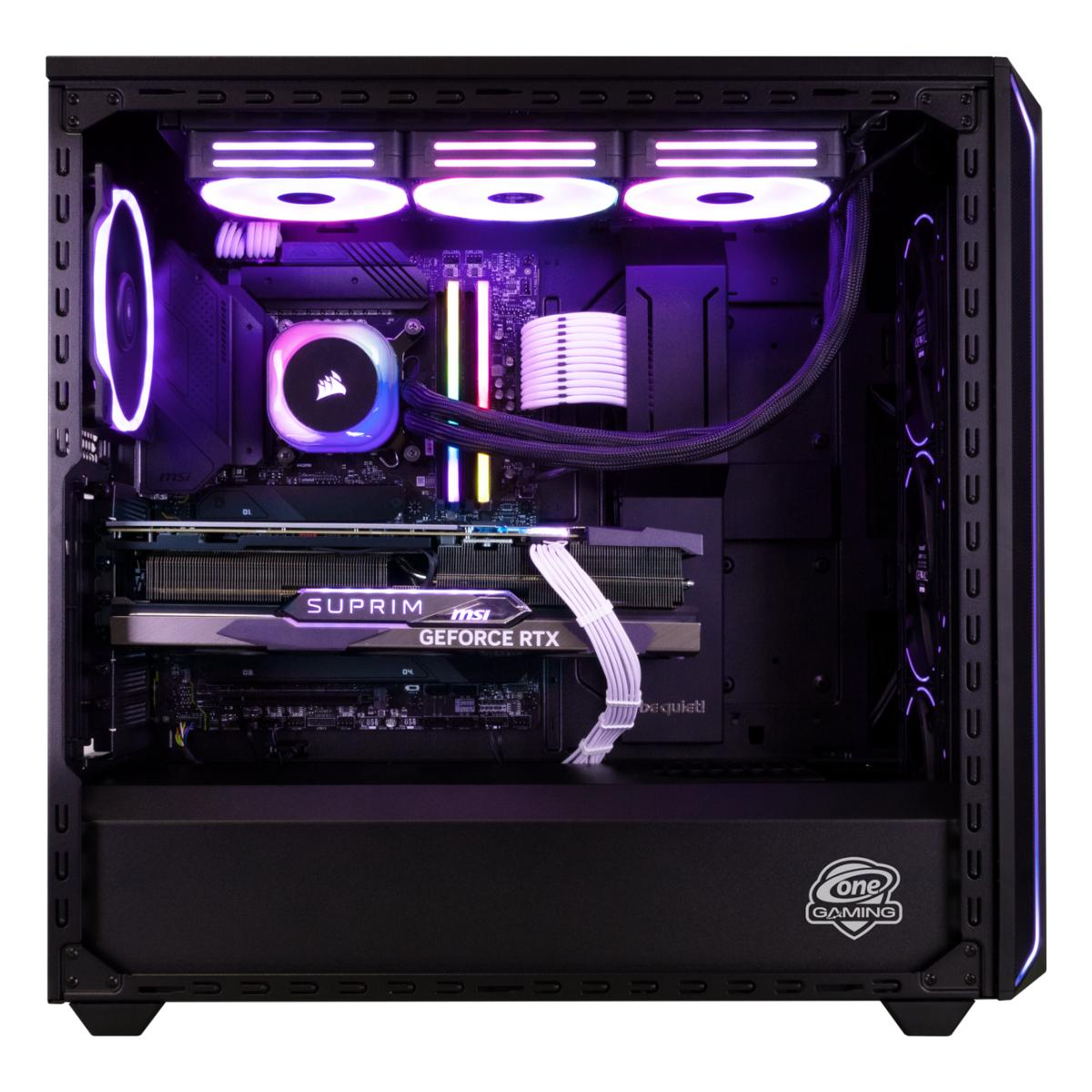 In einem Computergehäuse mit beleuchteten Lüftern und Komponenten. Eine GeForce RTX Grafikkarte ist sichtbar. Das Gehäuse hat ein 'one GAMING' Logo.