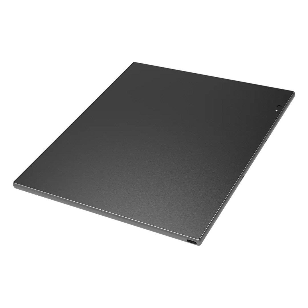 Ciemnoszary, prostokątny tablet na białym tle. Ma cienką srebrną obwódkę i mały przycisk z boku.