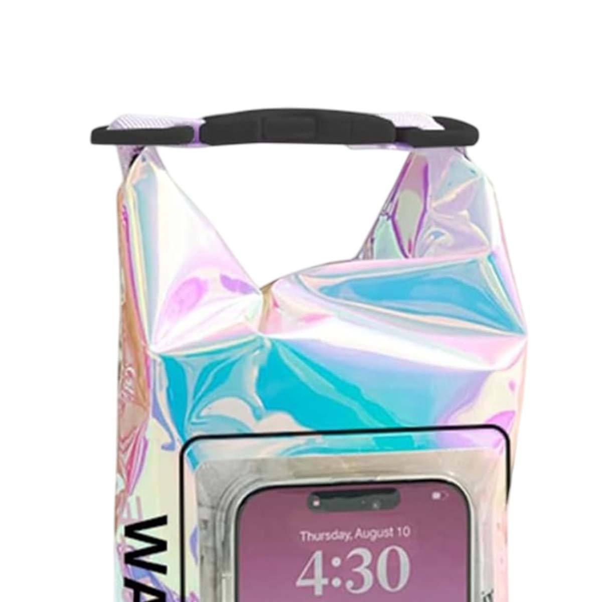 Una borsa impermeabile olografica con un telefono all'interno. Il telefono mostra l'ora 4:30. La borsa ha un manico nero.