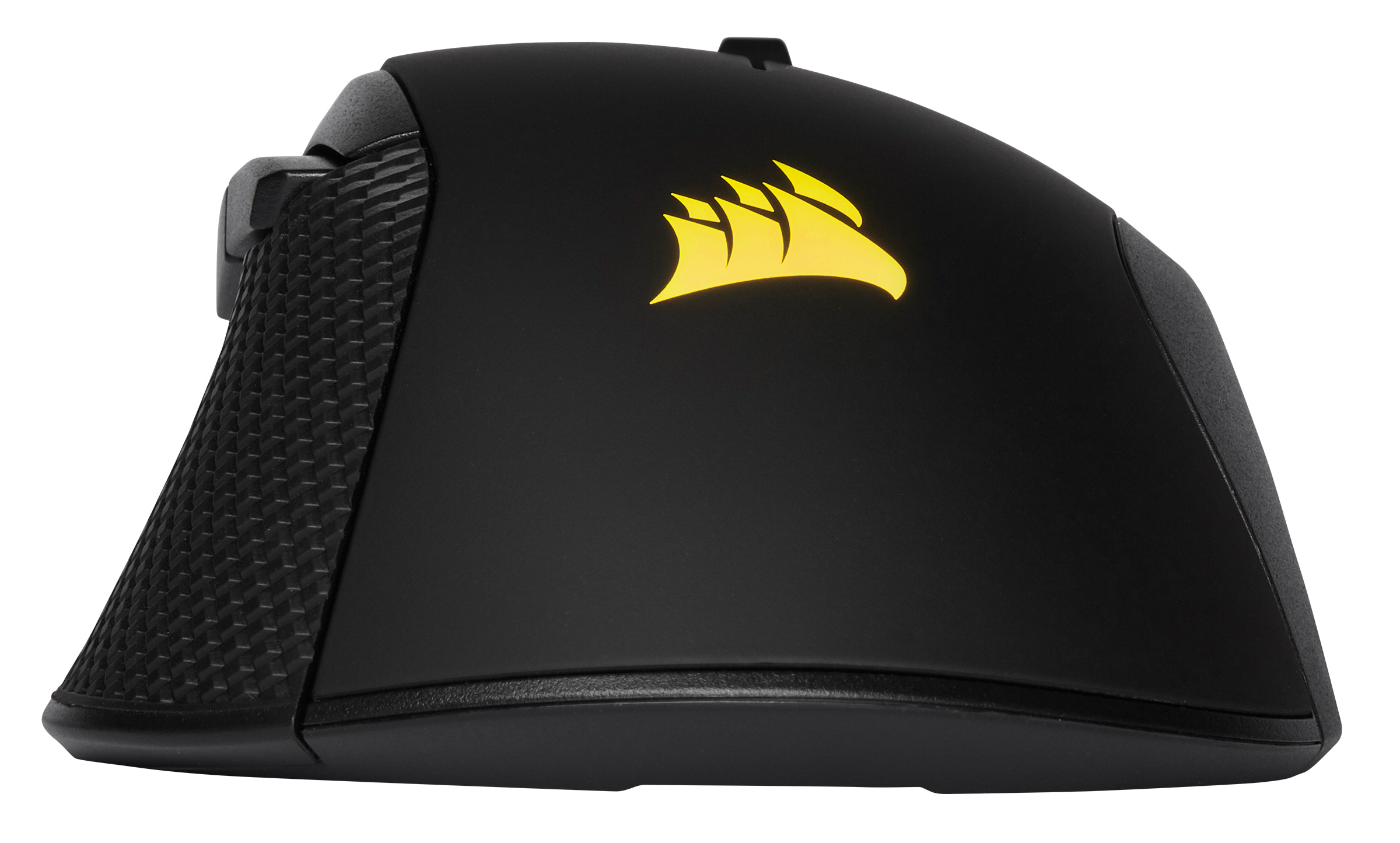 Un ratón de computadora negro. Tiene un logotipo amarillo y un lado texturizado.