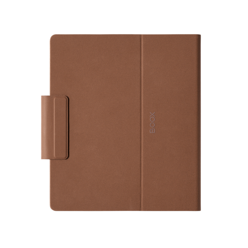 Una funda marrón para lector electrónico BOOX sobre fondo blanco. Tiene cierre magnético a la izquierda y el logotipo BOOX a la derecha.