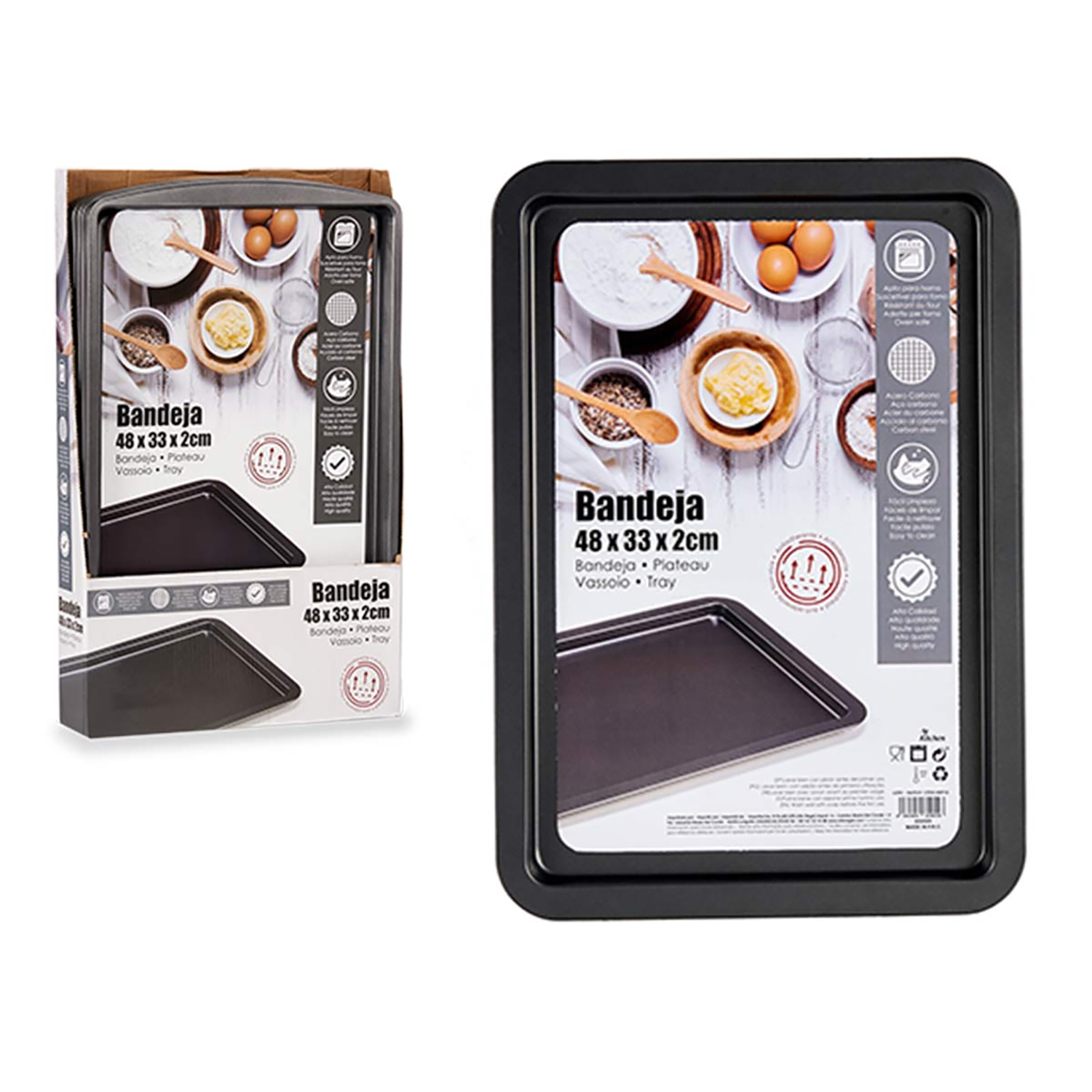 Una bandeja rectangular negra con una etiqueta que muestra ingredientes como huevos y harina. La bandeja se muestra en una caja.