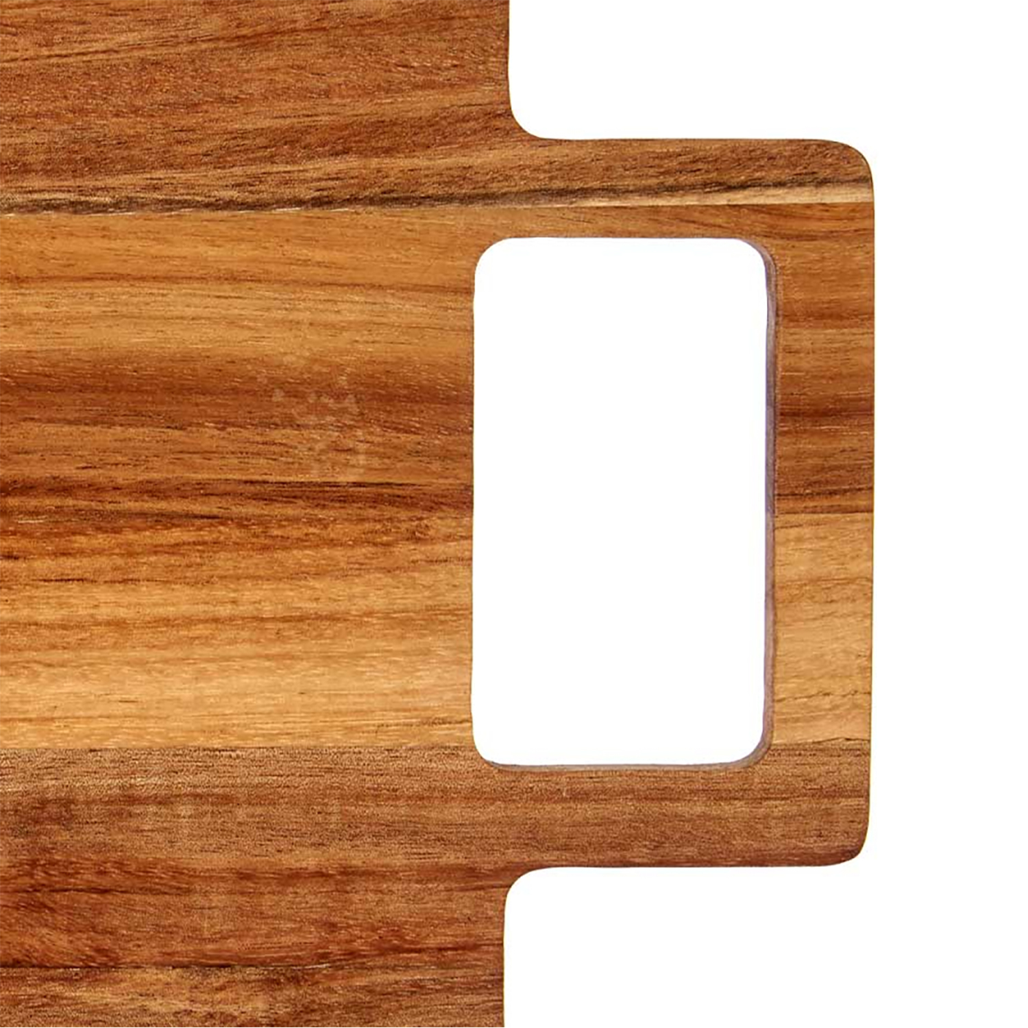 Tagliere in legno con manico e un ritaglio rettangolare. La venatura del legno è visibile e il colore è marrone.