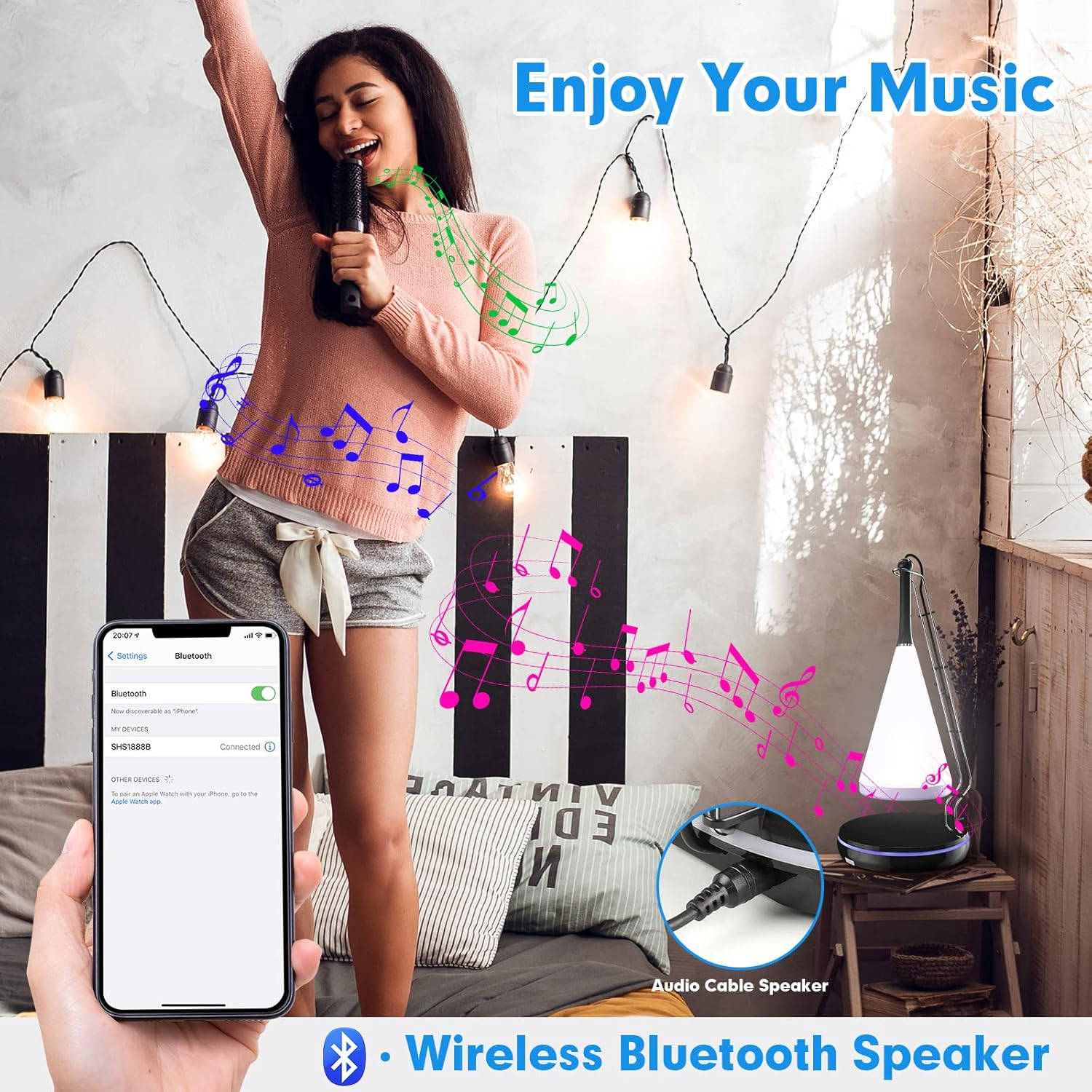 Eine Frau singt in ein Mikrofon, hält ein Telefon. Ein Lautsprecher und Noten befinden sich im Hintergrund. Der Text lautet Enjoy Your Music.
