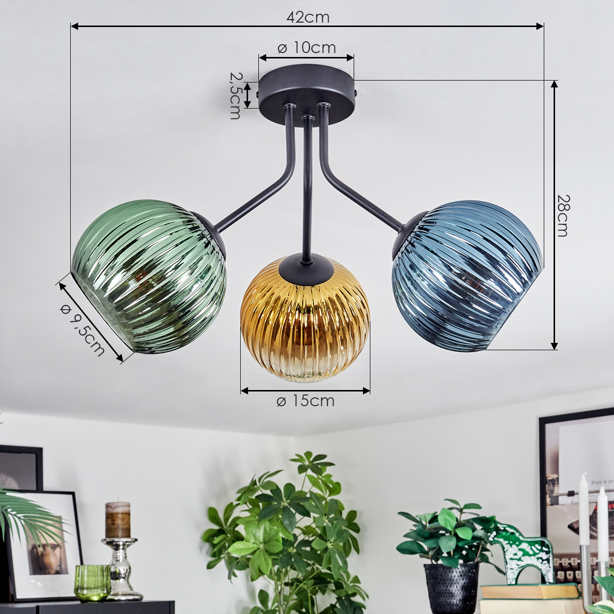 Moderne Deckenlampe mit drei Glaskugeln in Grün, Gelb und Blau. Maße sind angegeben.