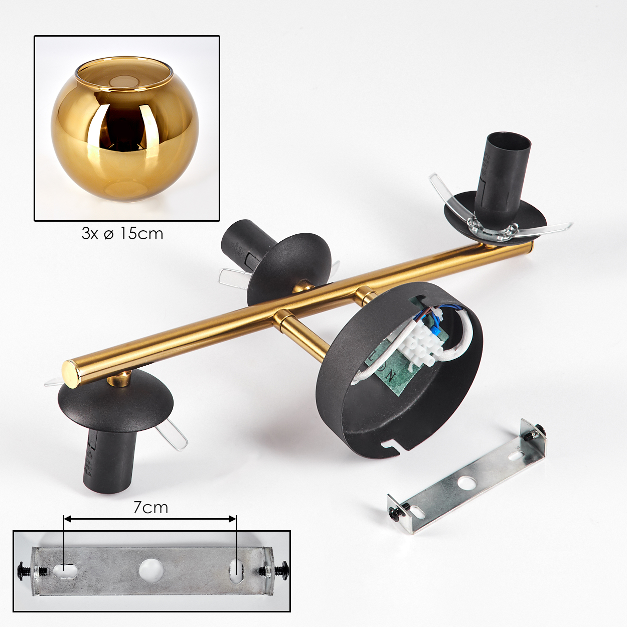 Zerlegte Deckenleuchte in Gold und Schwarz. Enthält ein goldenes kugelförmiges Element, drei Lampenfassungen und eine Montagehalterung.