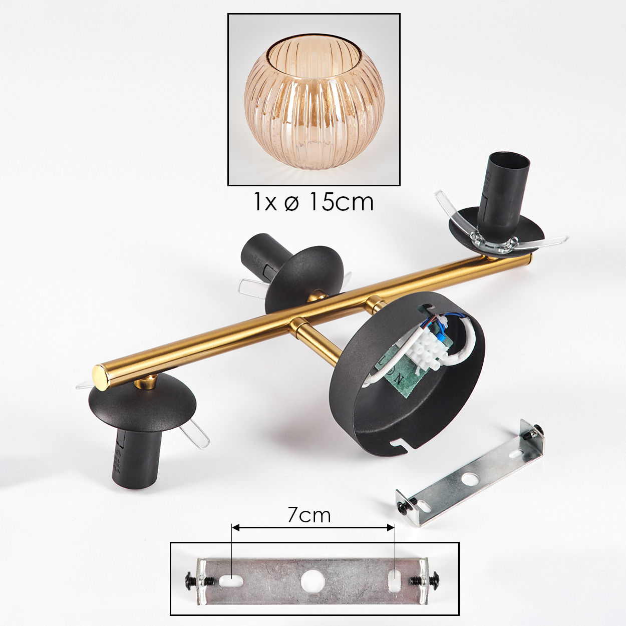 Eine zerlegte schwarze und goldene Leuchte mit Glasschirm. Enthält eine Montagehalterung und elektrische Komponenten.